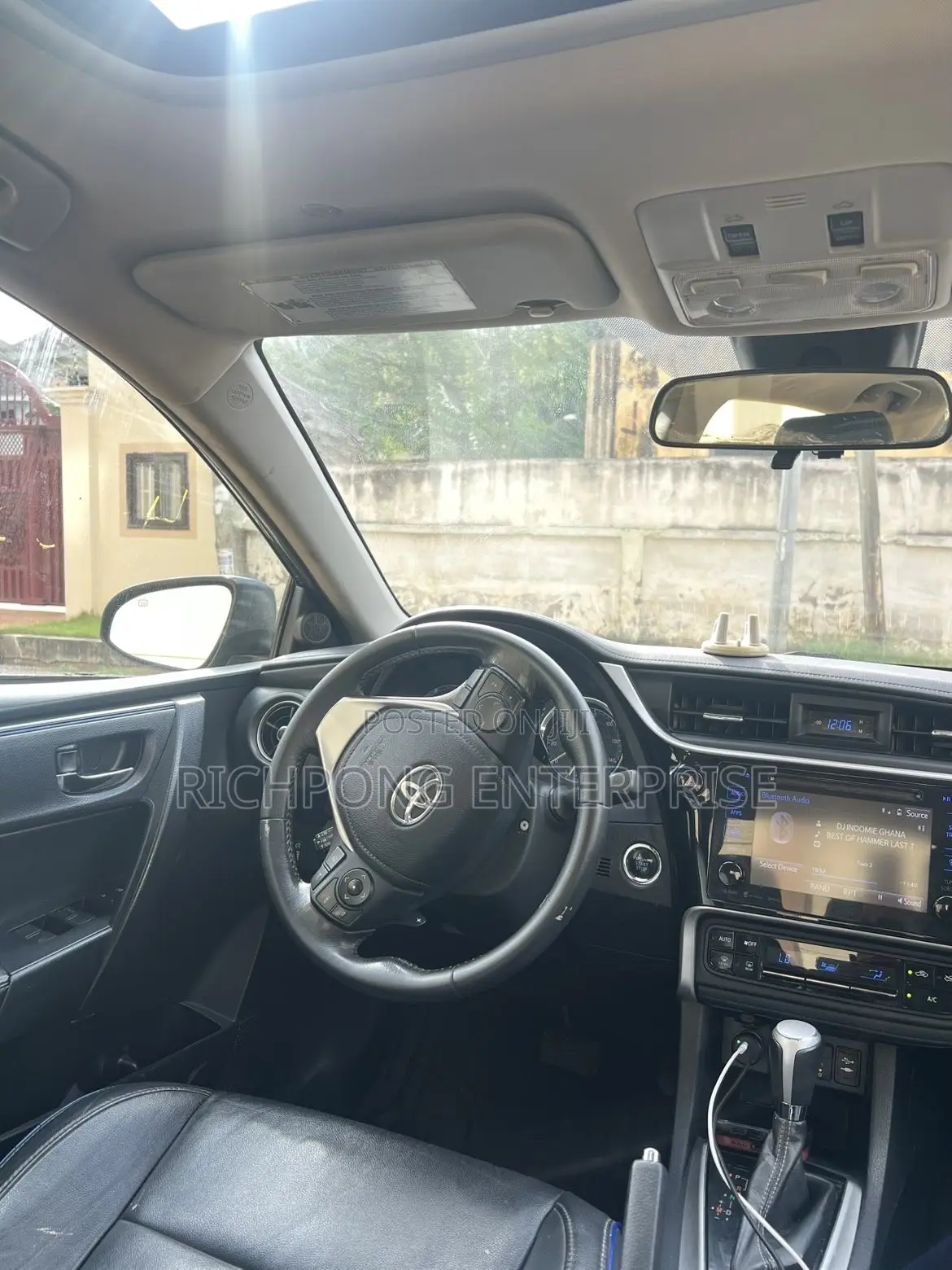 Toyota Corolla 2017 Gray