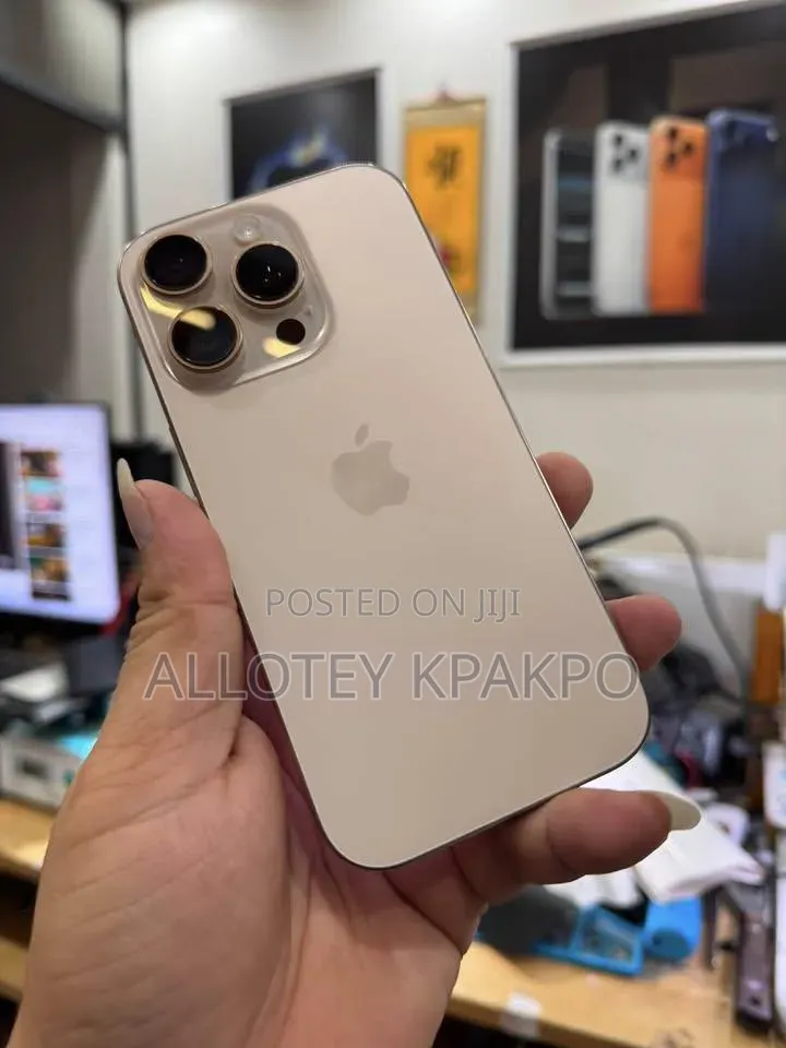 Apple iPhone 16 Pro Max 256 GB Gold