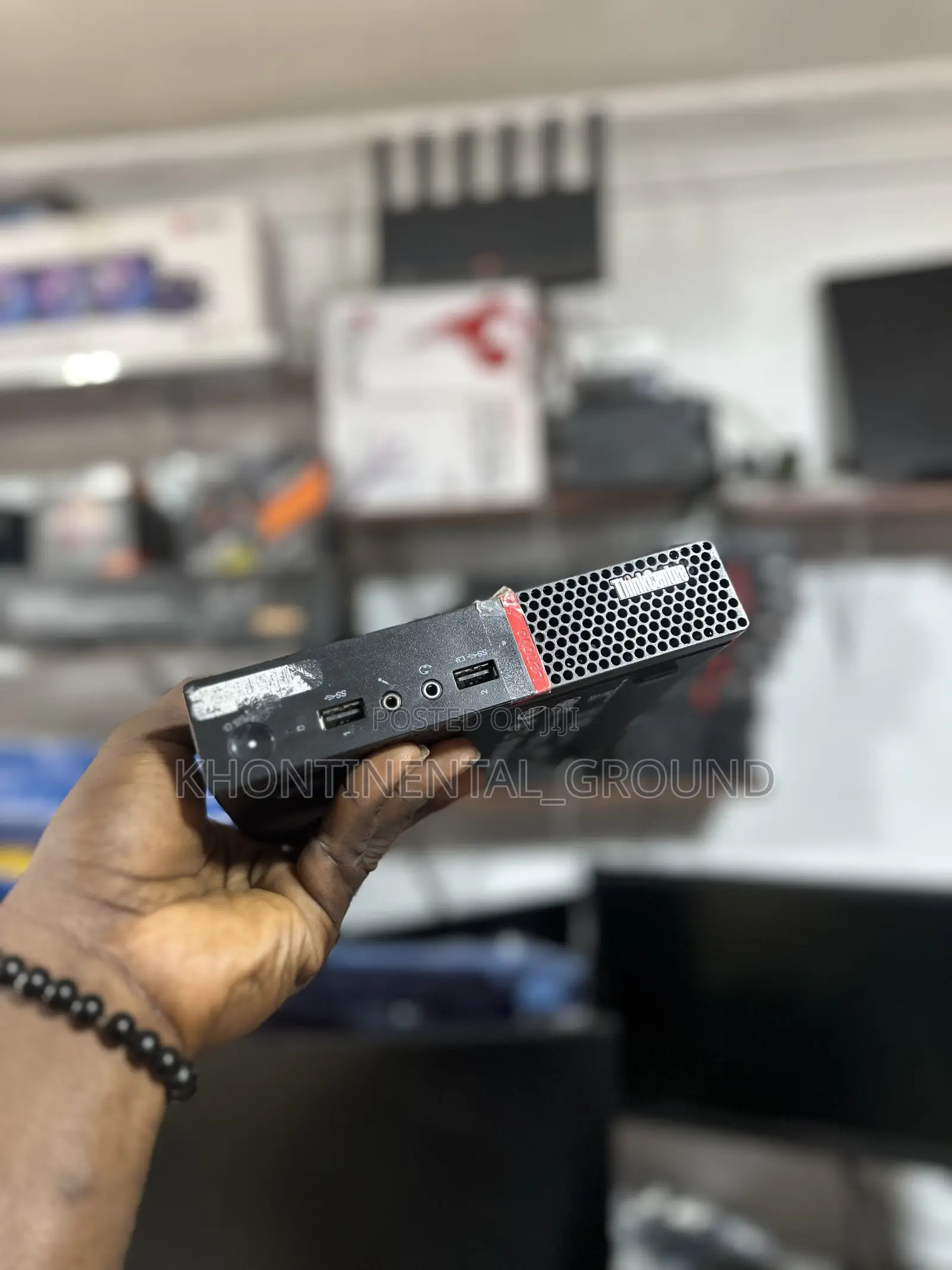 Desktop Computer Lenovo ThinkCentre M715 8GB AMD A10 SSD 256GB
