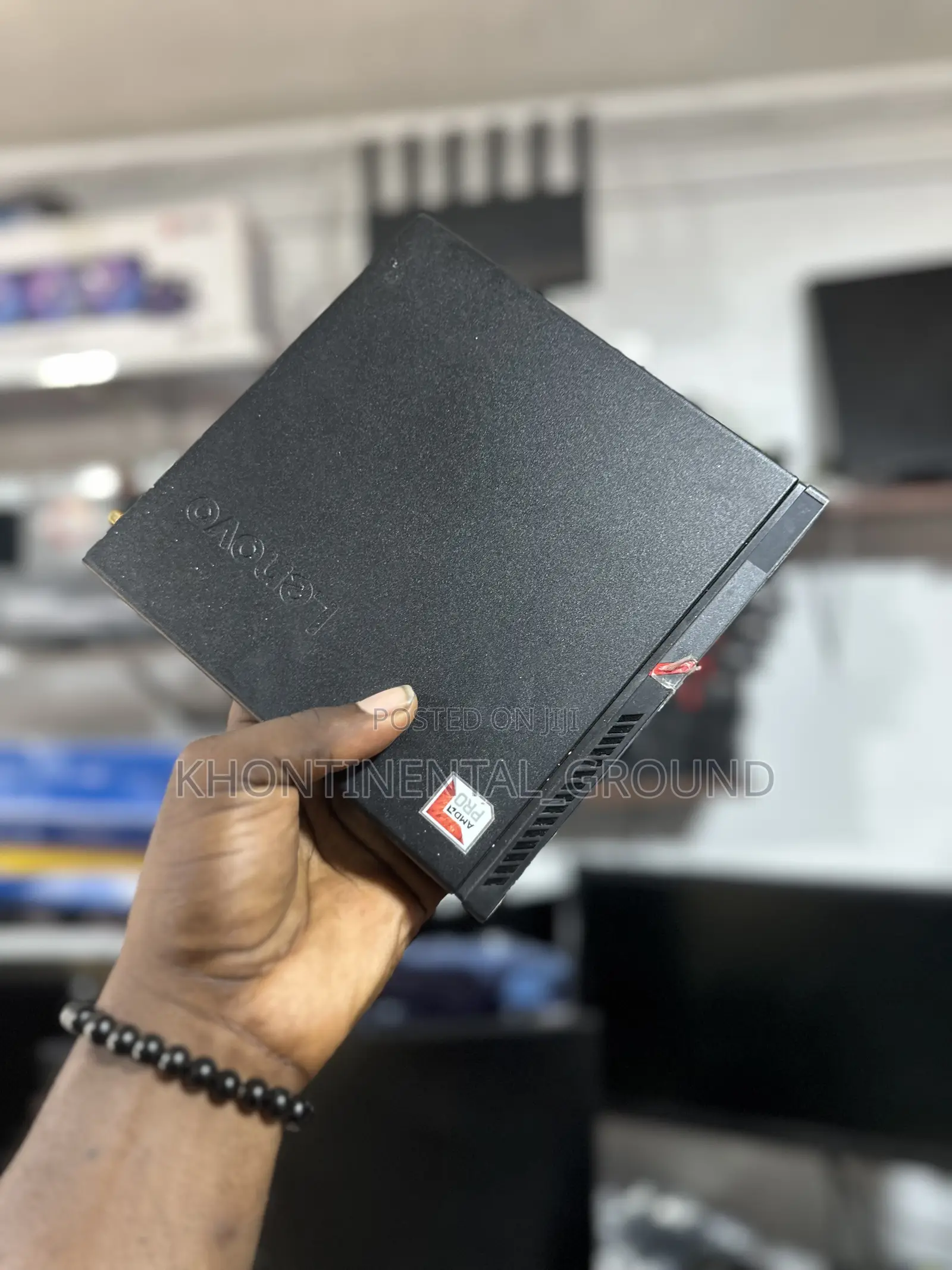 Desktop Computer Lenovo ThinkCentre M715 8GB AMD A10 SSD 256GB