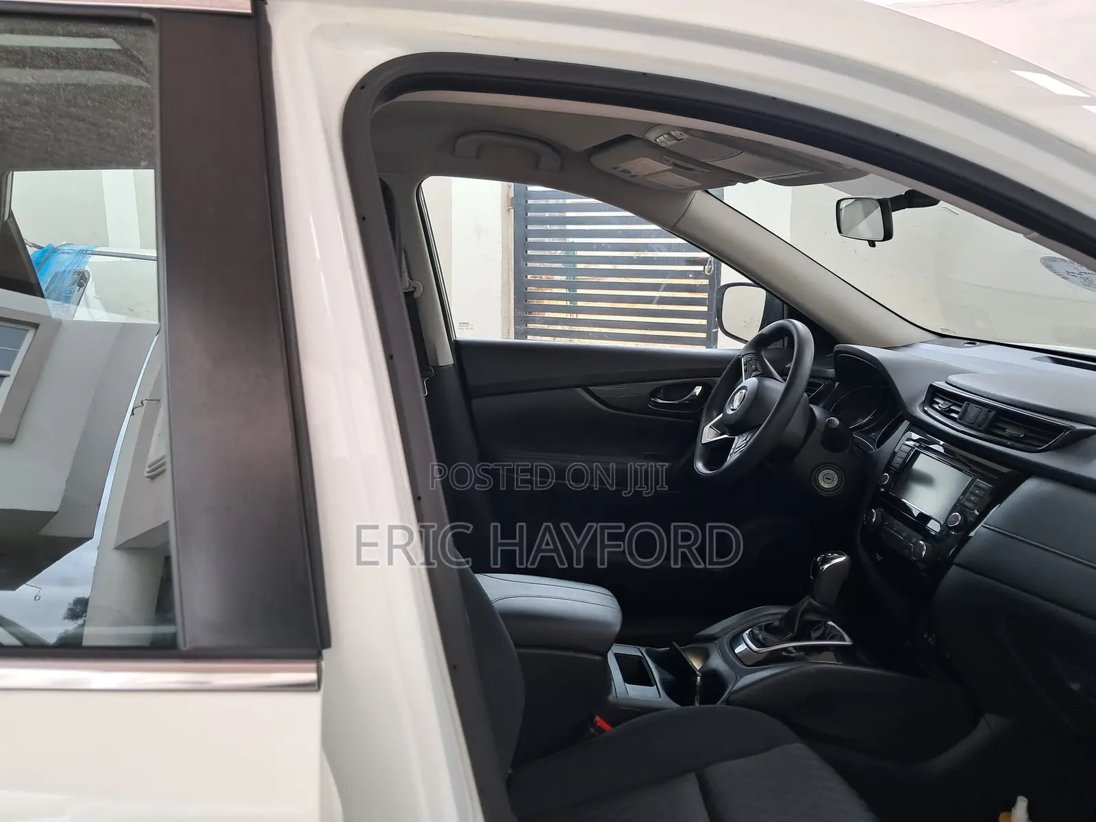 Nissan Rogue SV AWD 2018 White