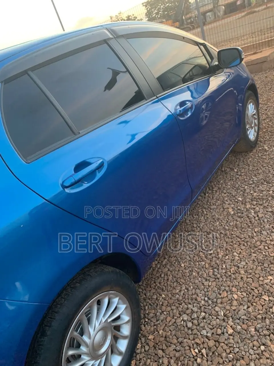 Toyota Vitz 2010 Blue