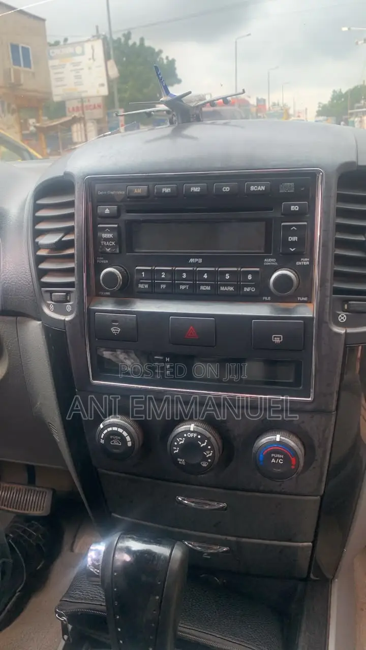 Kia Sorento 2006 Android