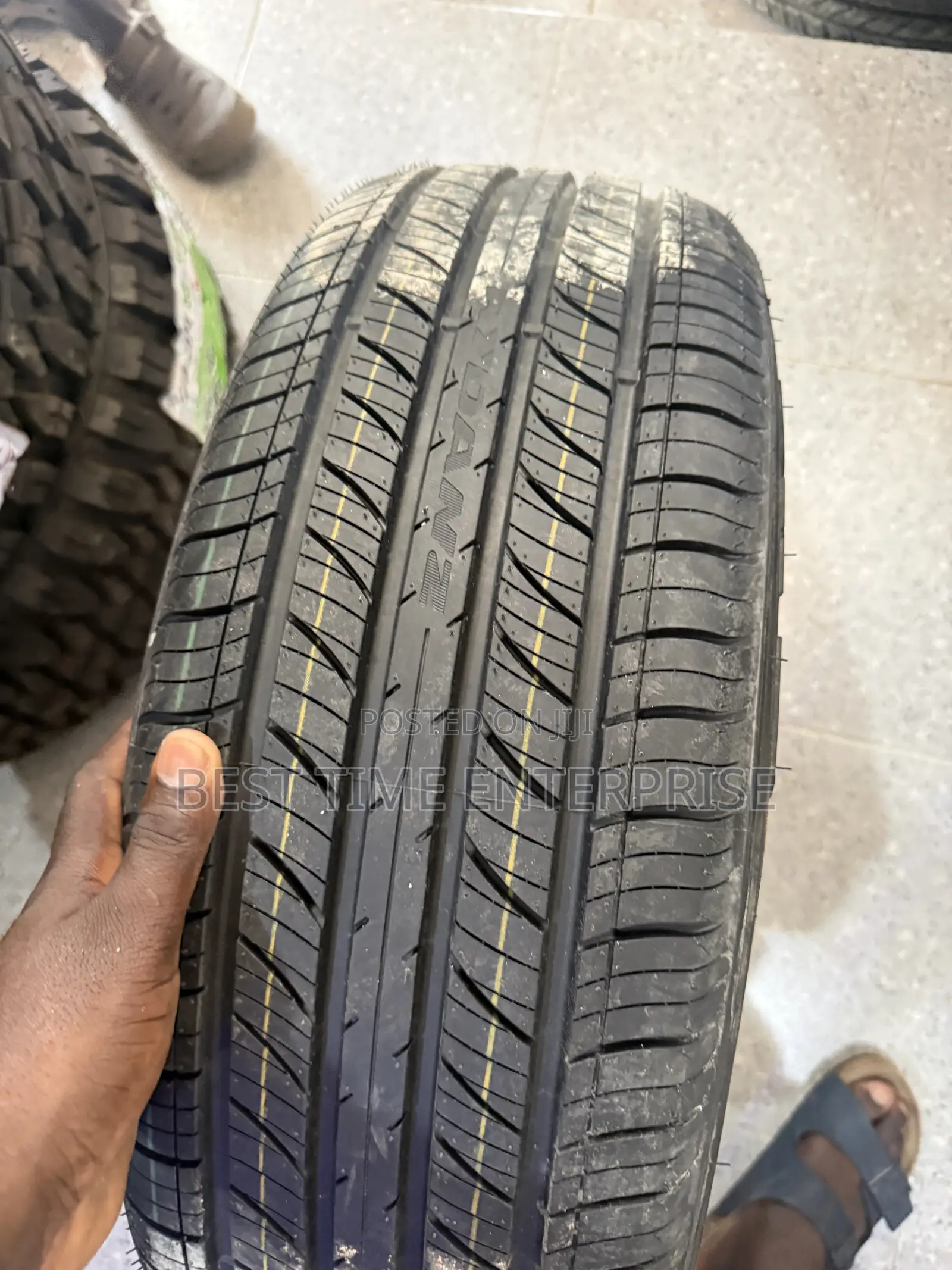 235/60 R18 Rydanz Brand New Car Tyres