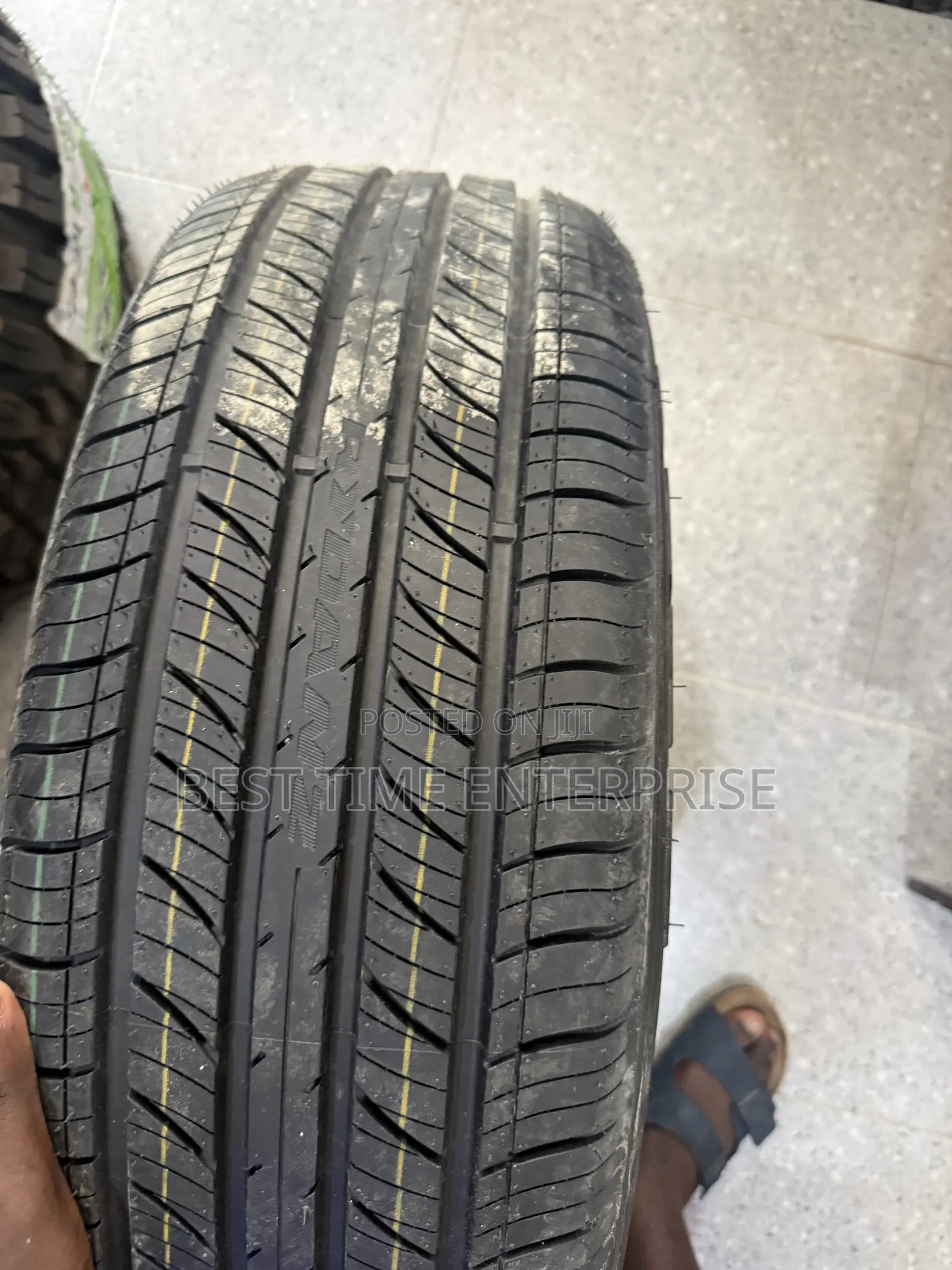 235/60 R18 Rydanz Brand New Car Tyres