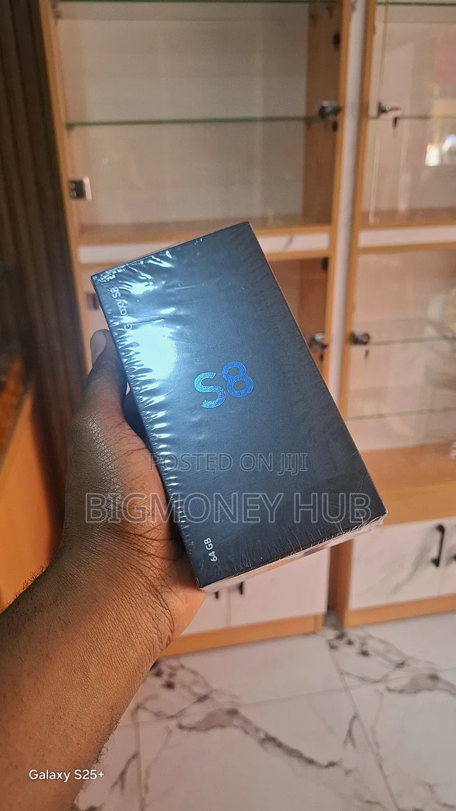 New Samsung Galaxy S8 64 GB Black