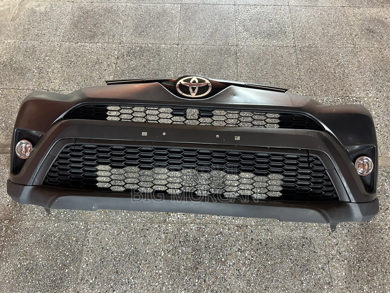 Toyota RAV4 2016 2017 2018 Front Bumper Complete