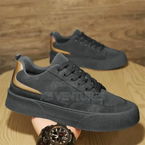 Wild Up Men Sneakers Gray With Gold Touch