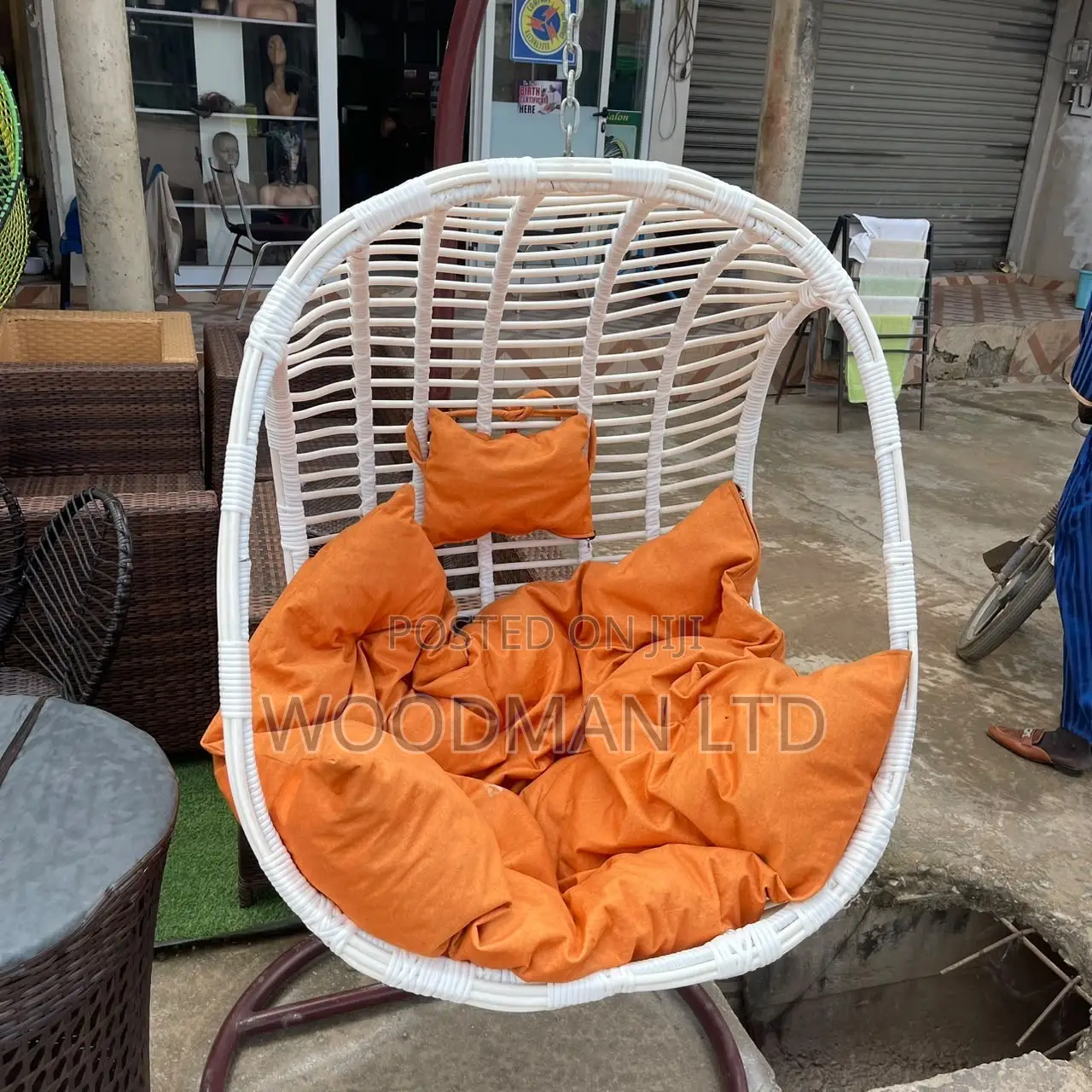 Outdoor/Indoor Basket Swing Chair