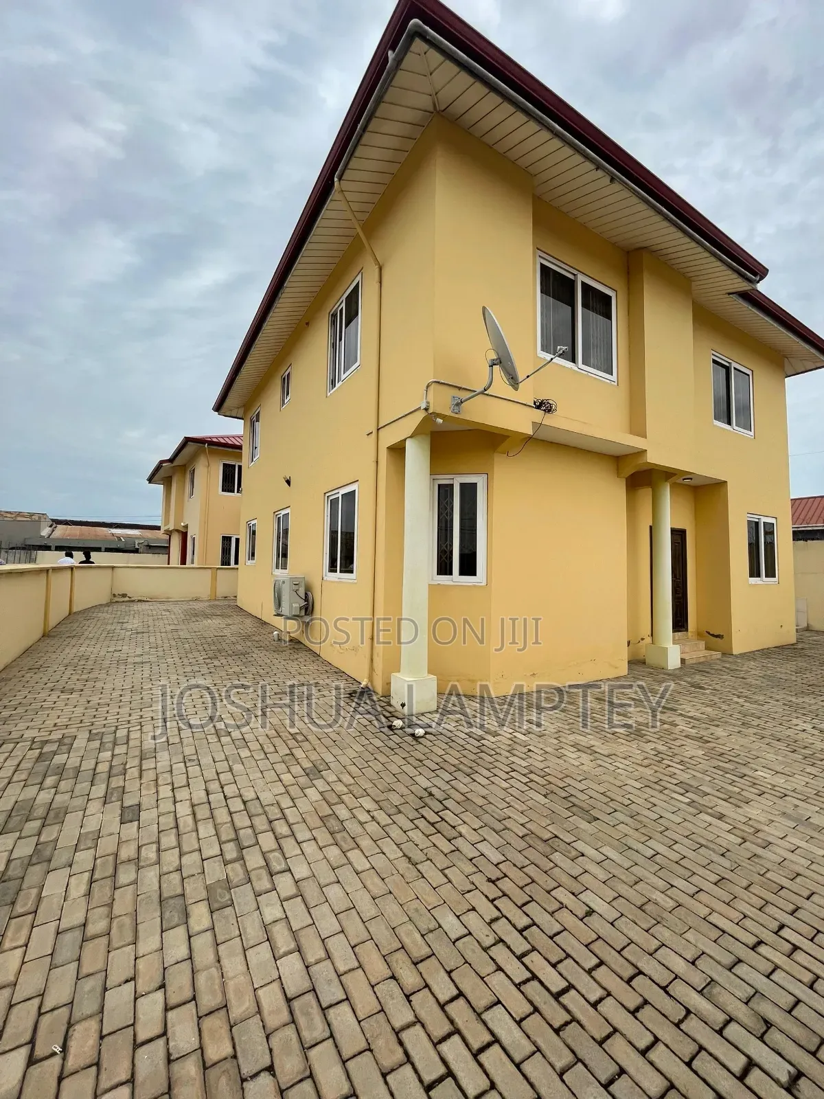 Furnished 4bdrm House in Petroleum Estate, Mile 7 for rent