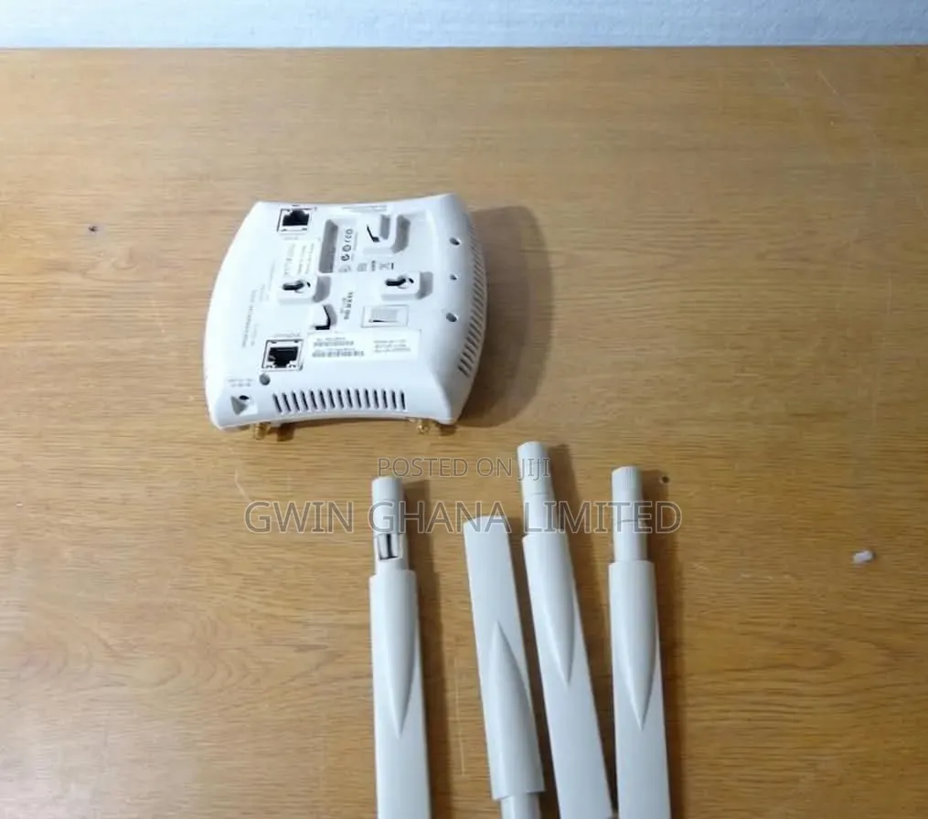 Aruba Ap-104 Wireless Access Point W/ Four Antennas