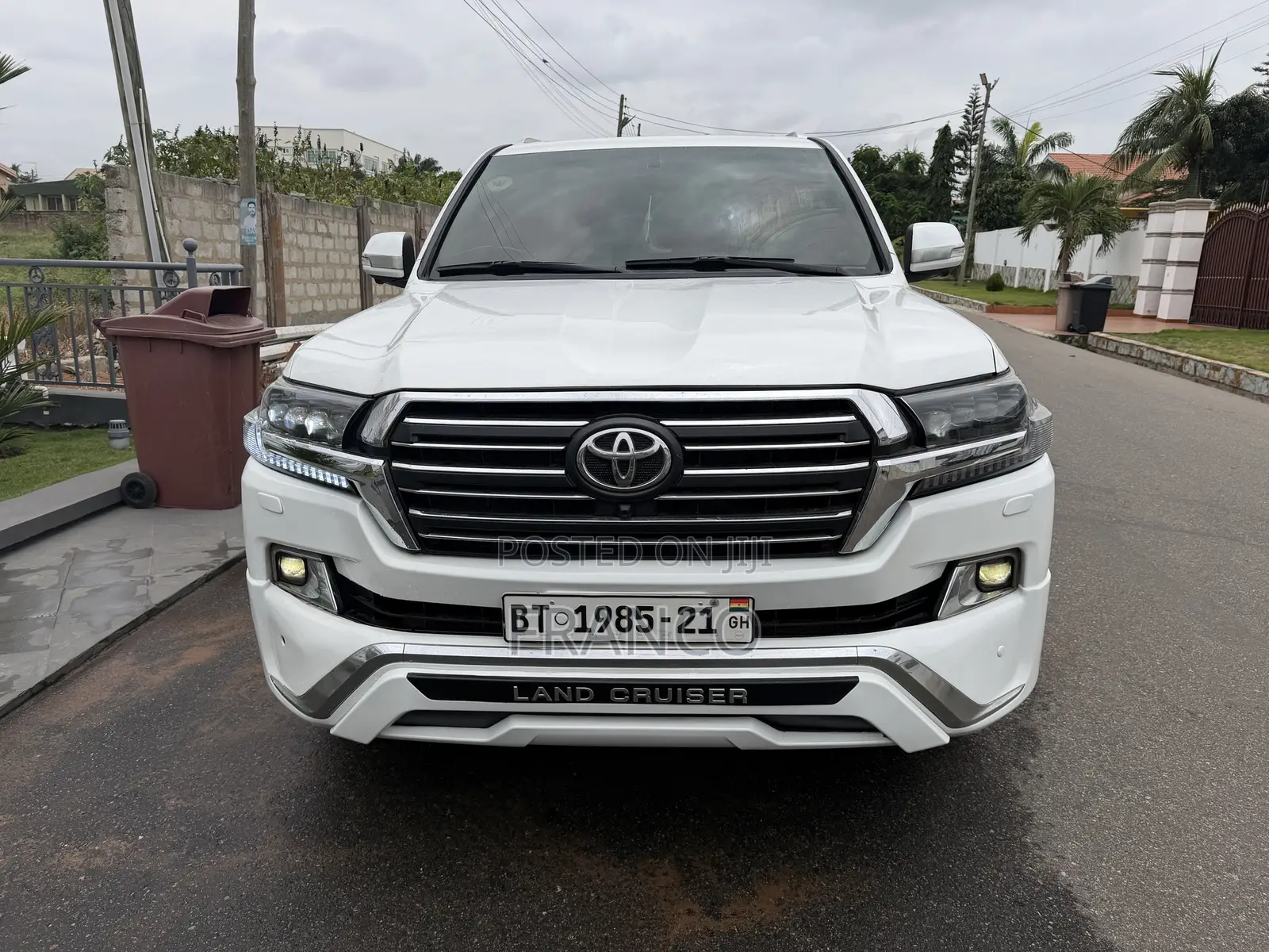 Toyota Land Cruiser 5.7 V8 2013 White