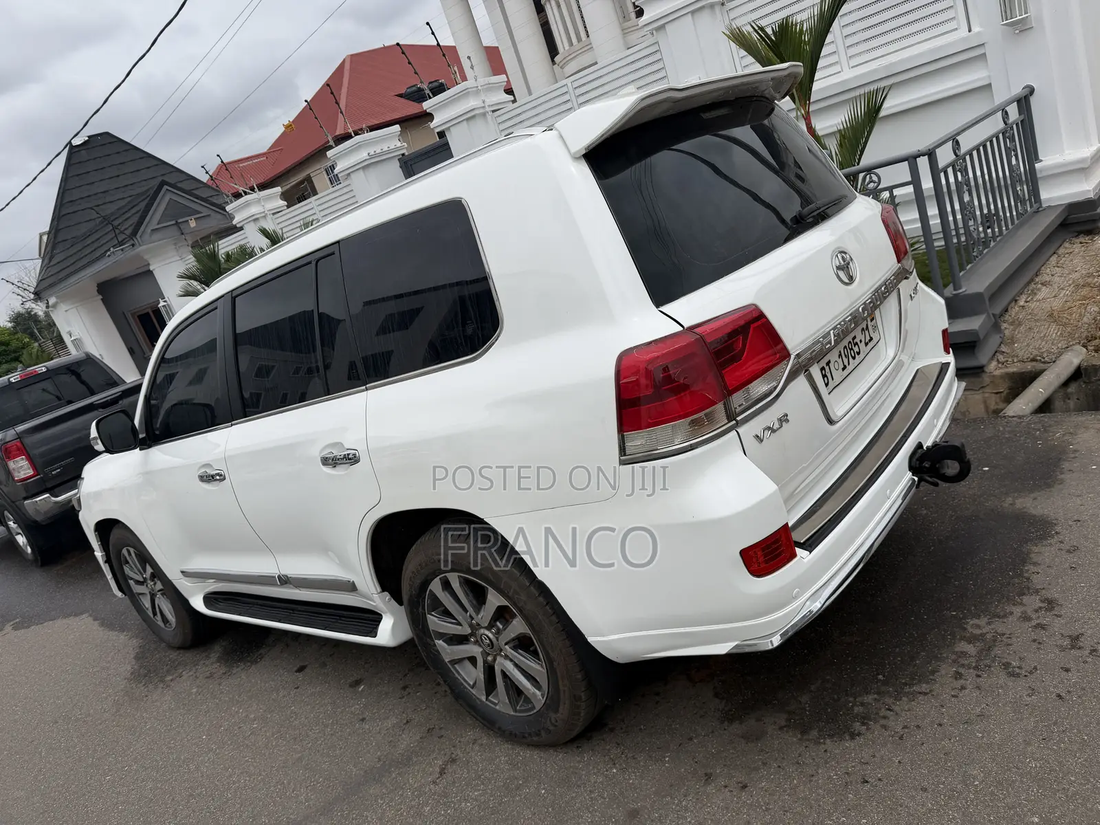 Toyota Land Cruiser 5.7 V8 2013 White