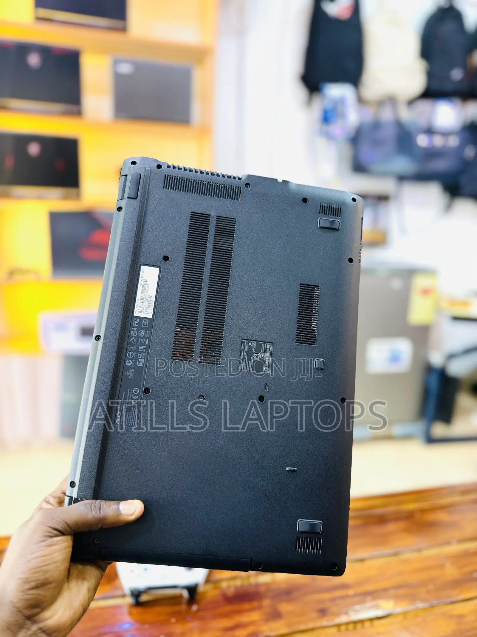 Laptop Acer Aspire 3 8GB Intel Core i5 SSHD (Hybrid) 1T