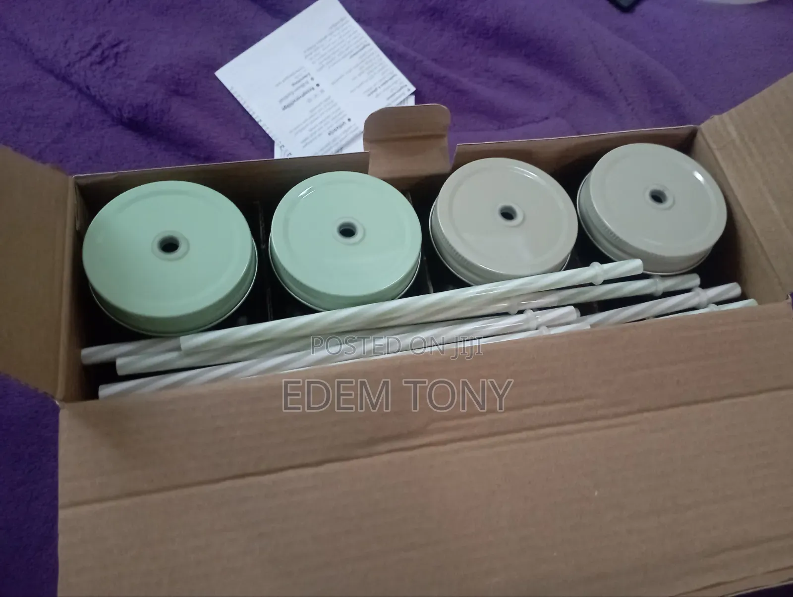 Ernesto 4 X Glass Drinking Jar Set Including Lids and 8 Straws