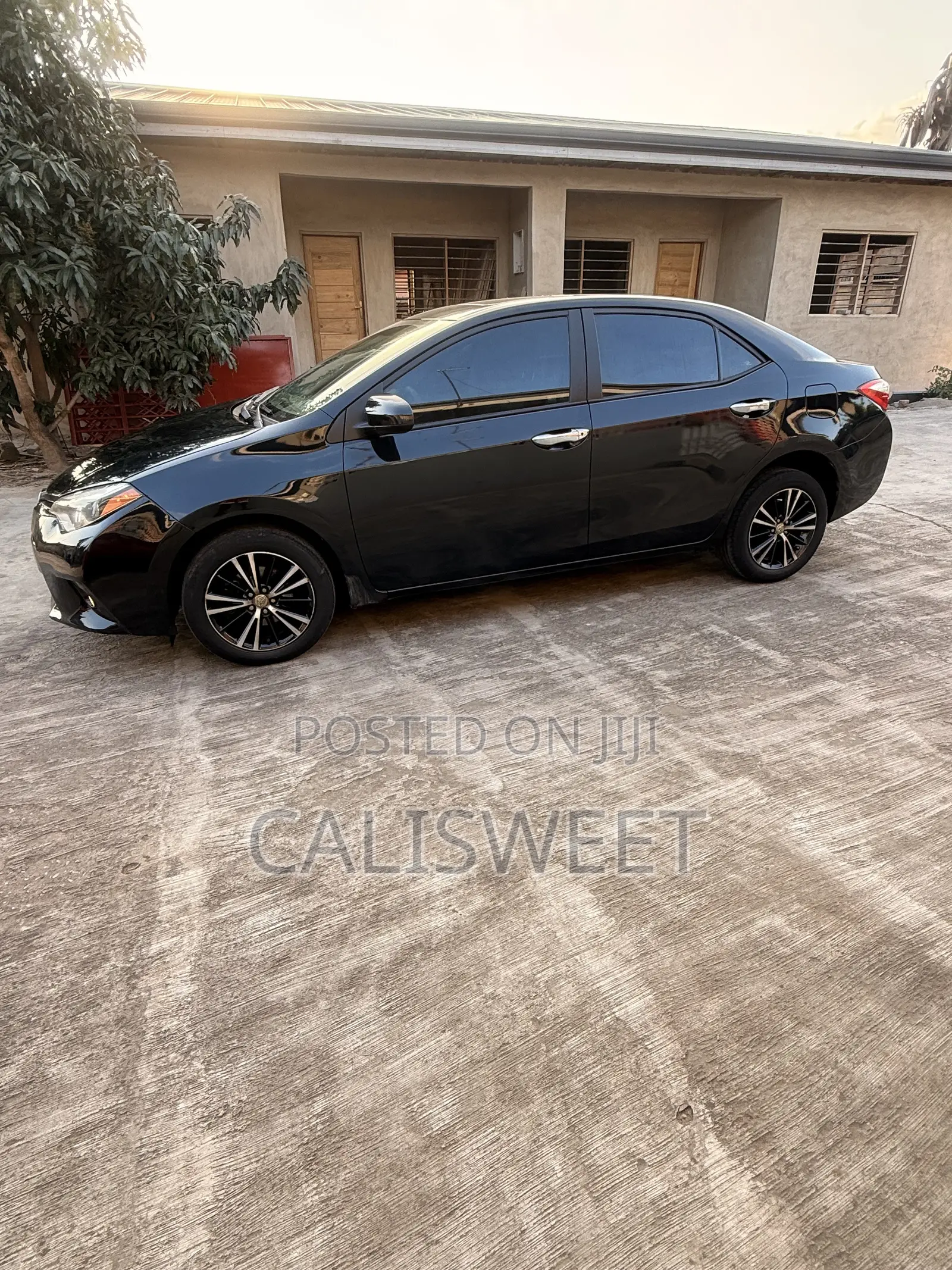 Toyota Corolla LE Eco Plus 4dr Sedan (1.8L 4cyl CVT) 2016 Black