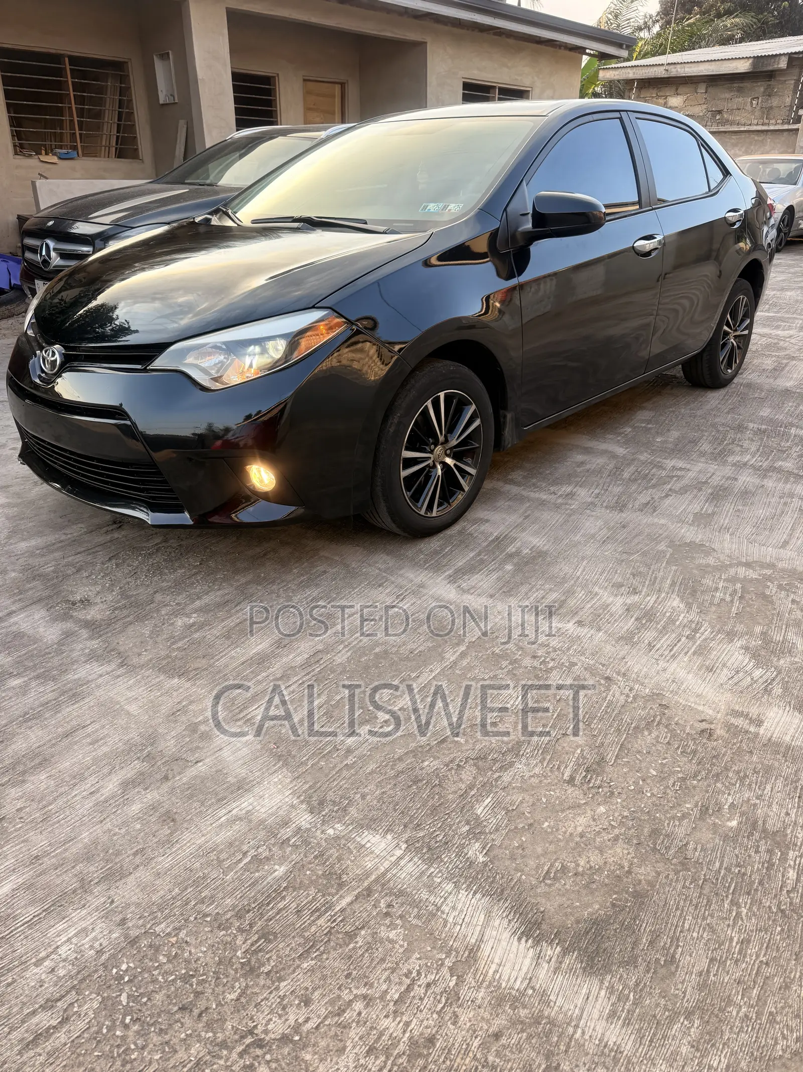 Toyota Corolla LE Eco Plus 4dr Sedan (1.8L 4cyl CVT) 2016 Black