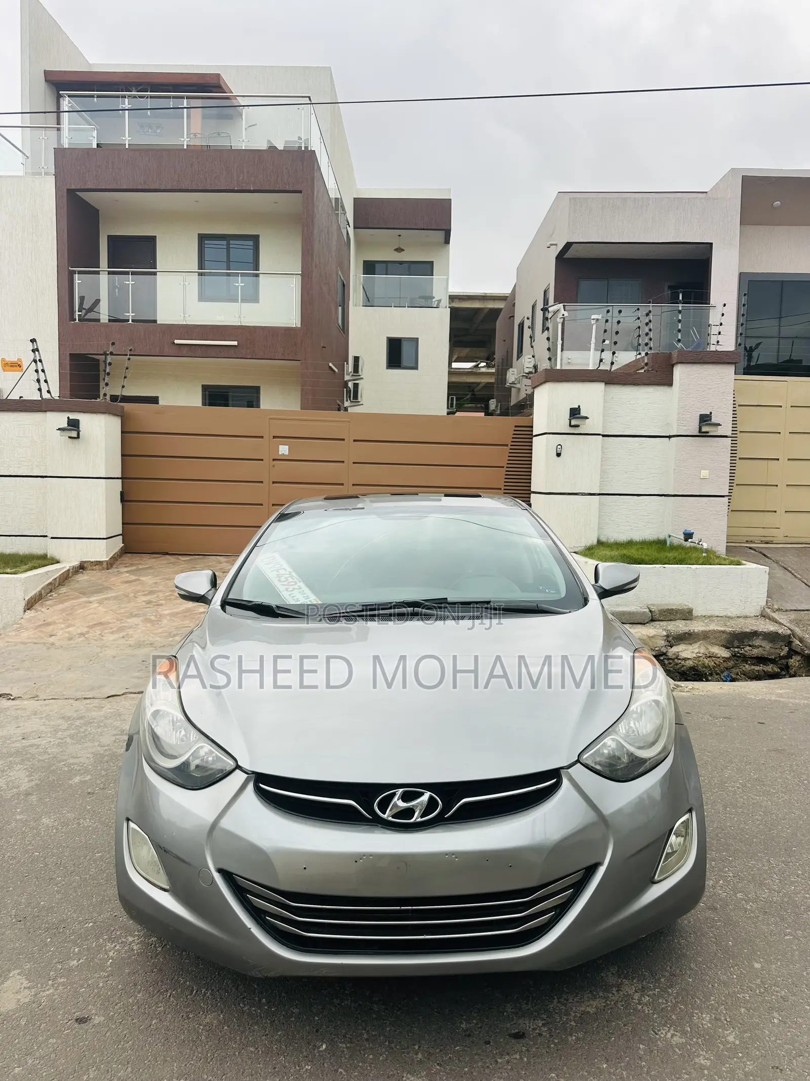 Hyundai Elantra Limited Sedan FWD (1.8L 4cyl 6A) 2013 Silver