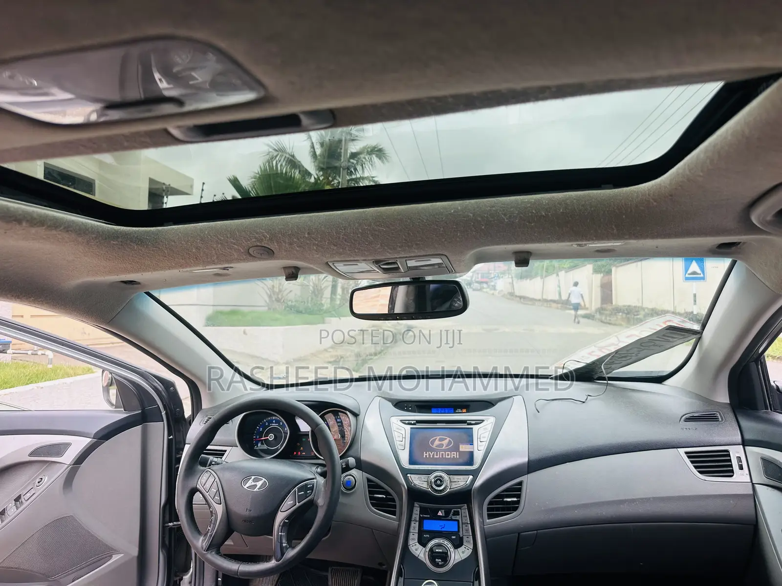 Hyundai Elantra Limited Sedan FWD (1.8L 4cyl 6A) 2013 Silver