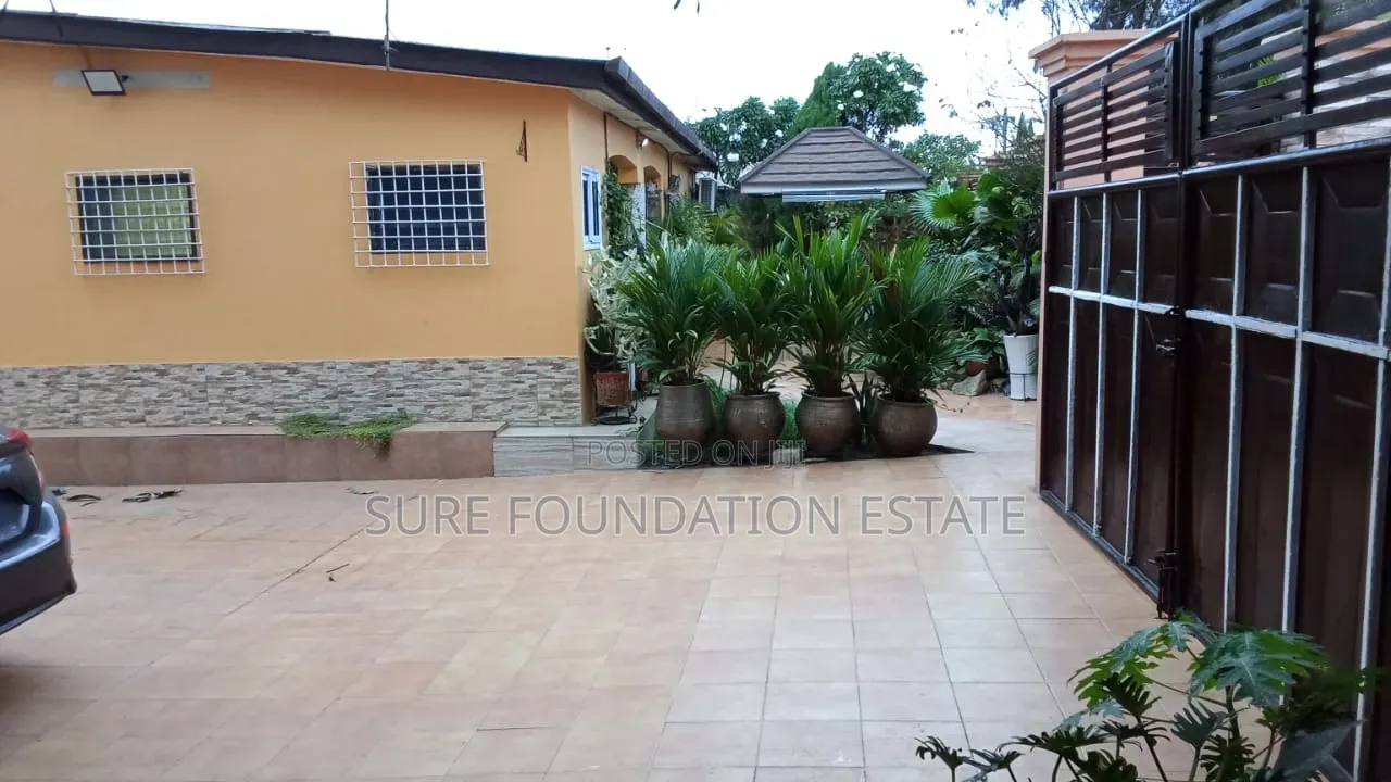 3bdrm House in Dansoman for sale