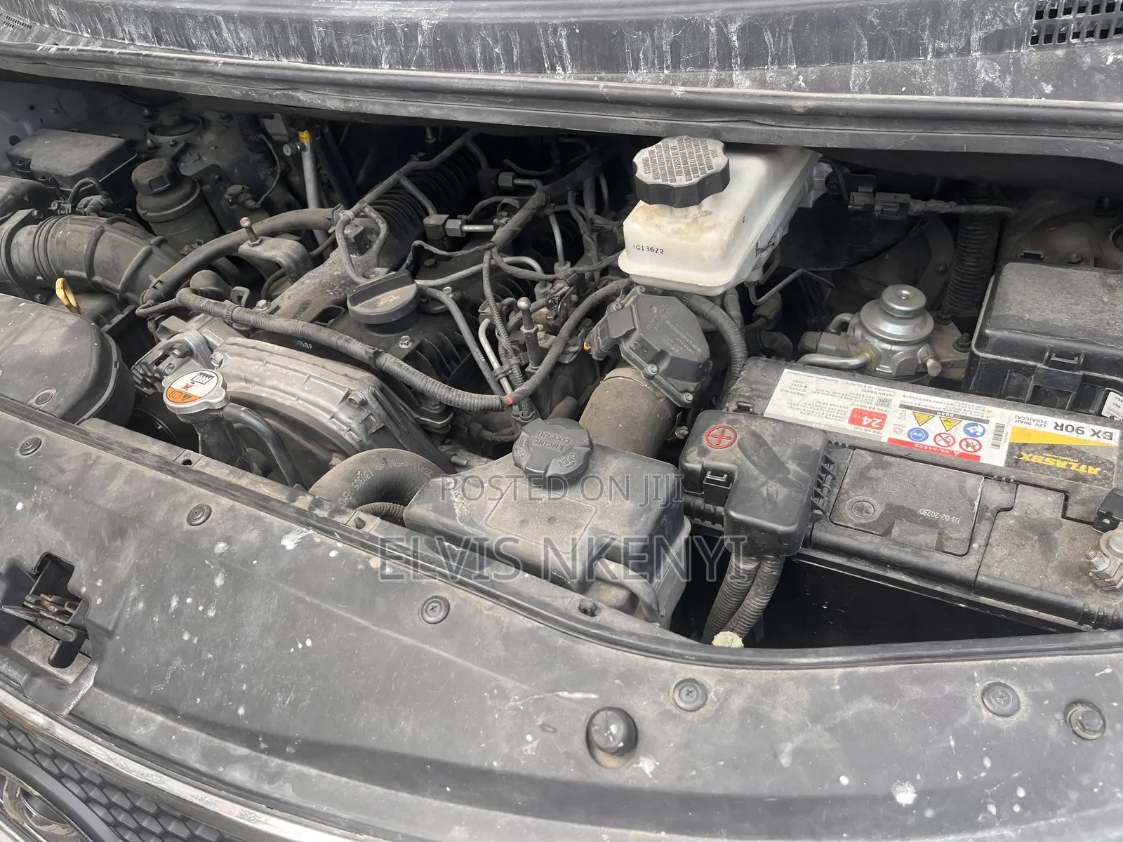 Hyundai H200 2015 Gray