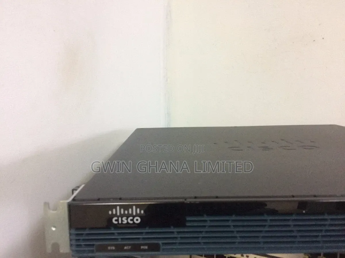 Cisco CISCO2901/K9 2-Port Gigabit Wired Router