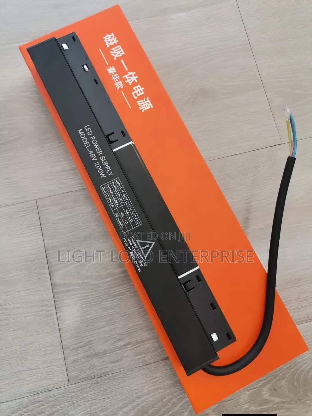 Suitable for Residential and Commercial Projects 200watts Magnetic