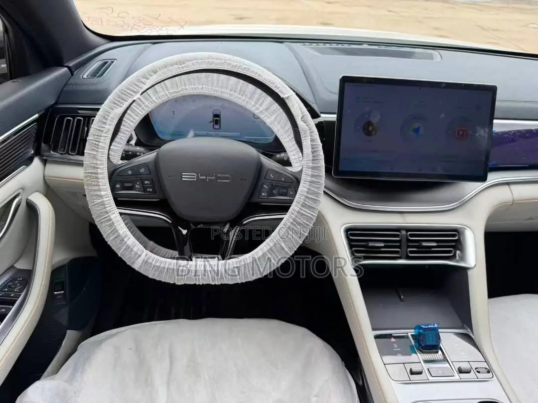 BYD Song Plus DM-i 2024 White