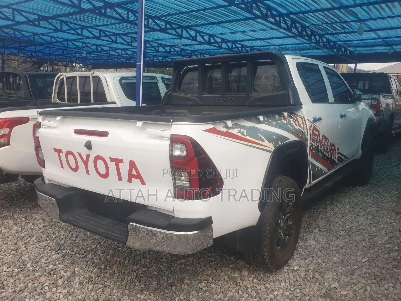 Toyota Hilux 2024 White