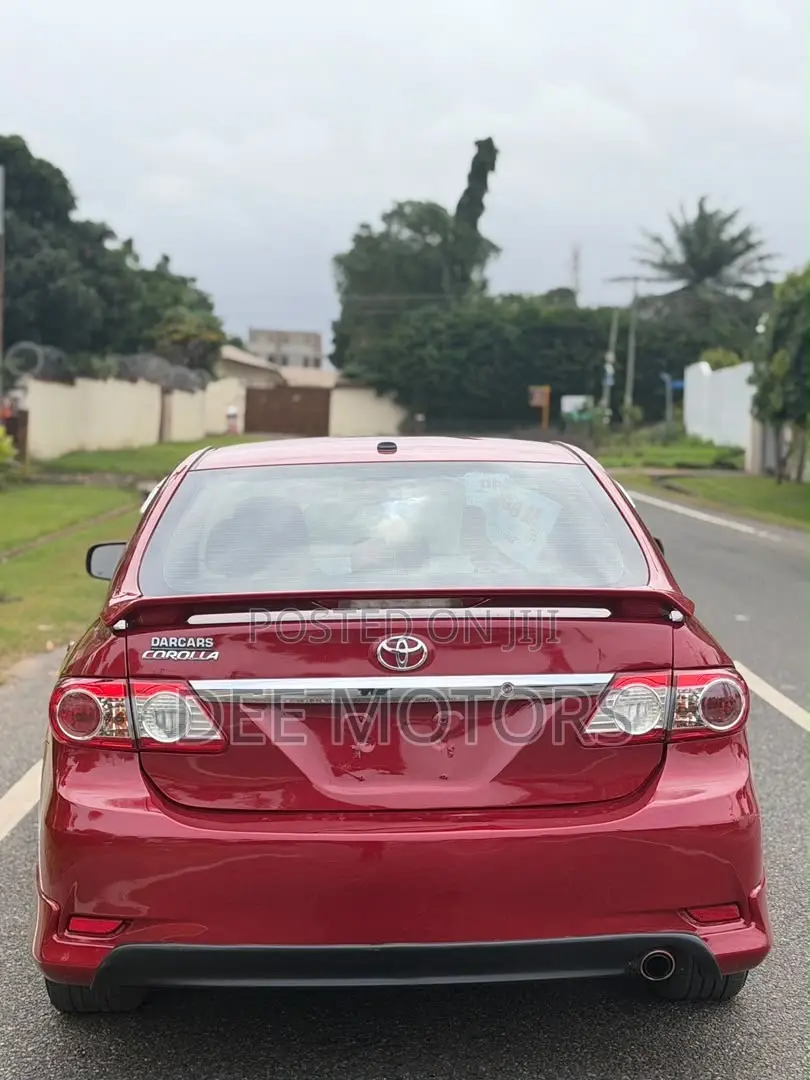 Toyota Corolla S 4dr Sedan (1.8L 4cyl 4A) 2013 Burgundy