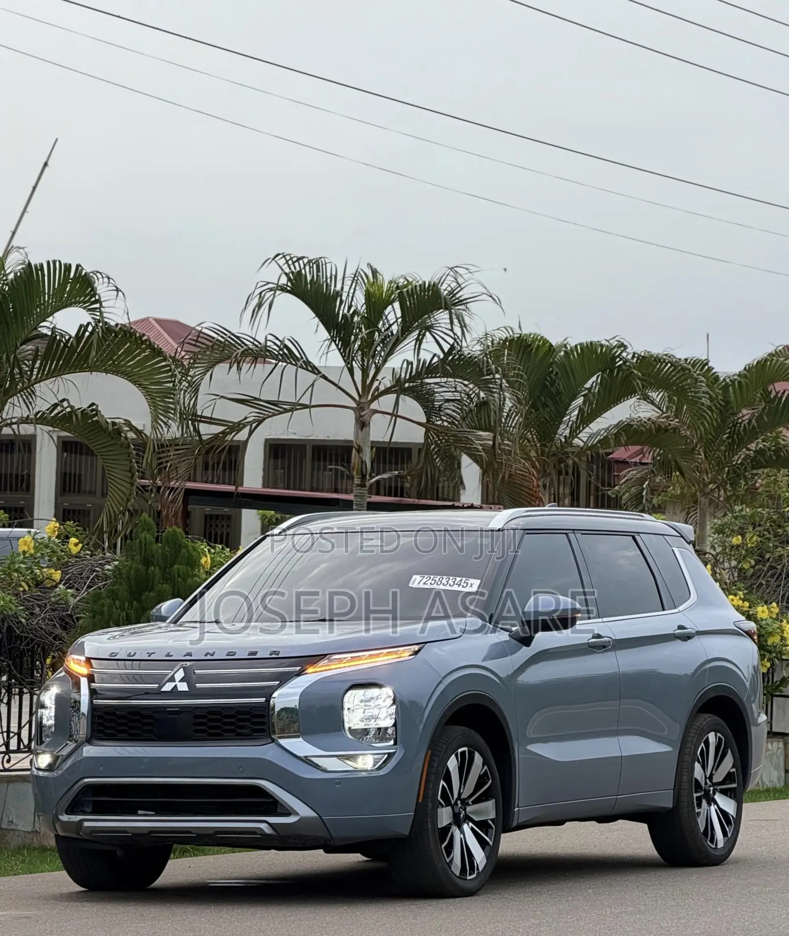 Mitsubishi Outlander Platinum Edition AWD 2025