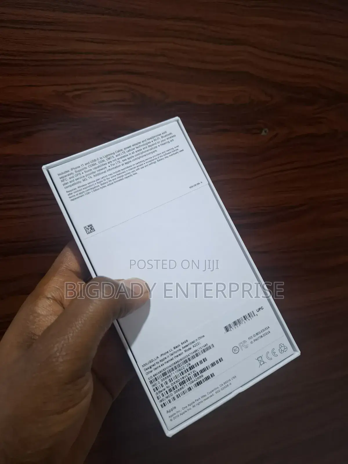 New Apple iPhone 11 64 GB Black