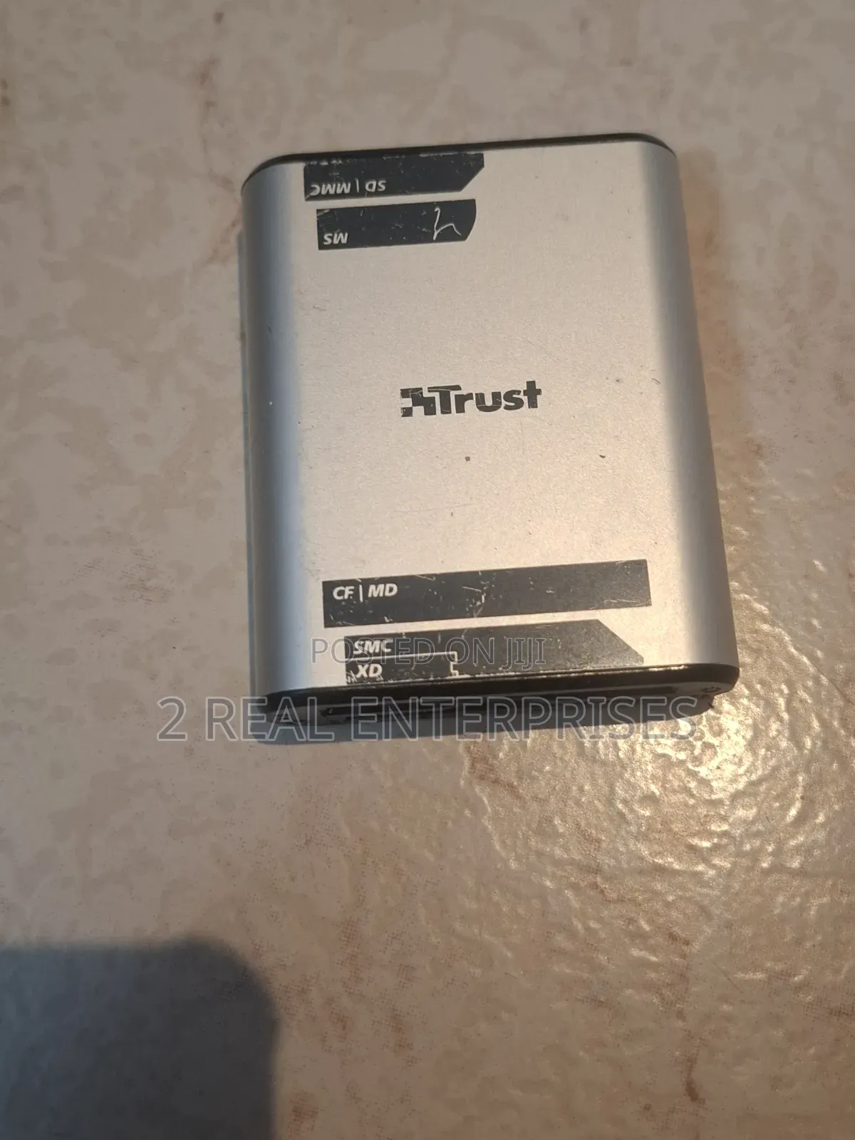 Trust 42-in-1 USB 2.0 Multi-Card Reader Model: 15092 / CR-1420p