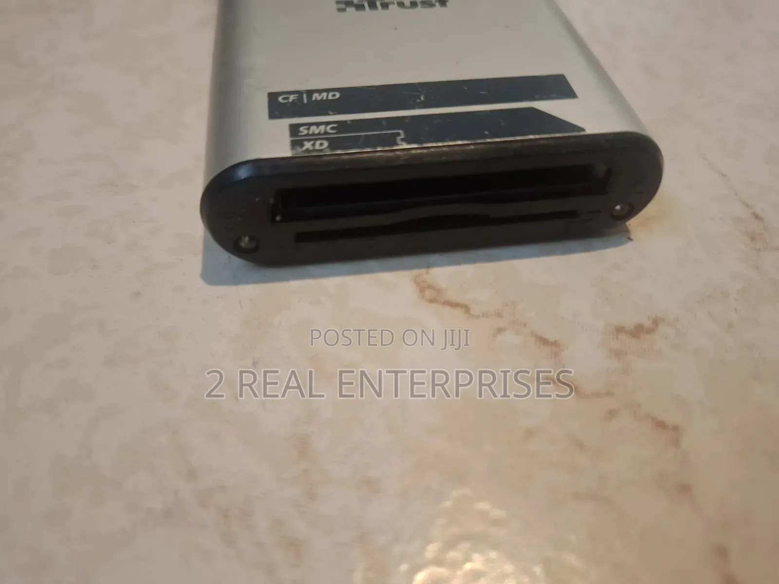 Trust 42-in-1 USB 2.0 Multi-Card Reader Model: 15092 / CR-1420p