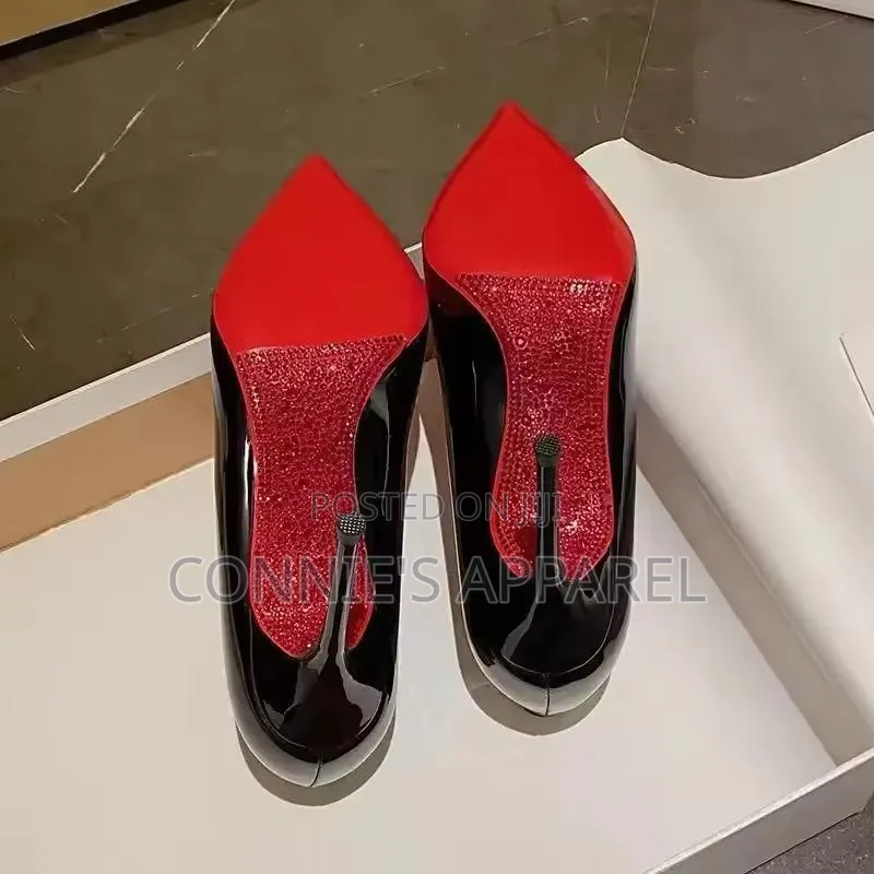 Christian Louboutin Miss Z Patent Leather Pumps