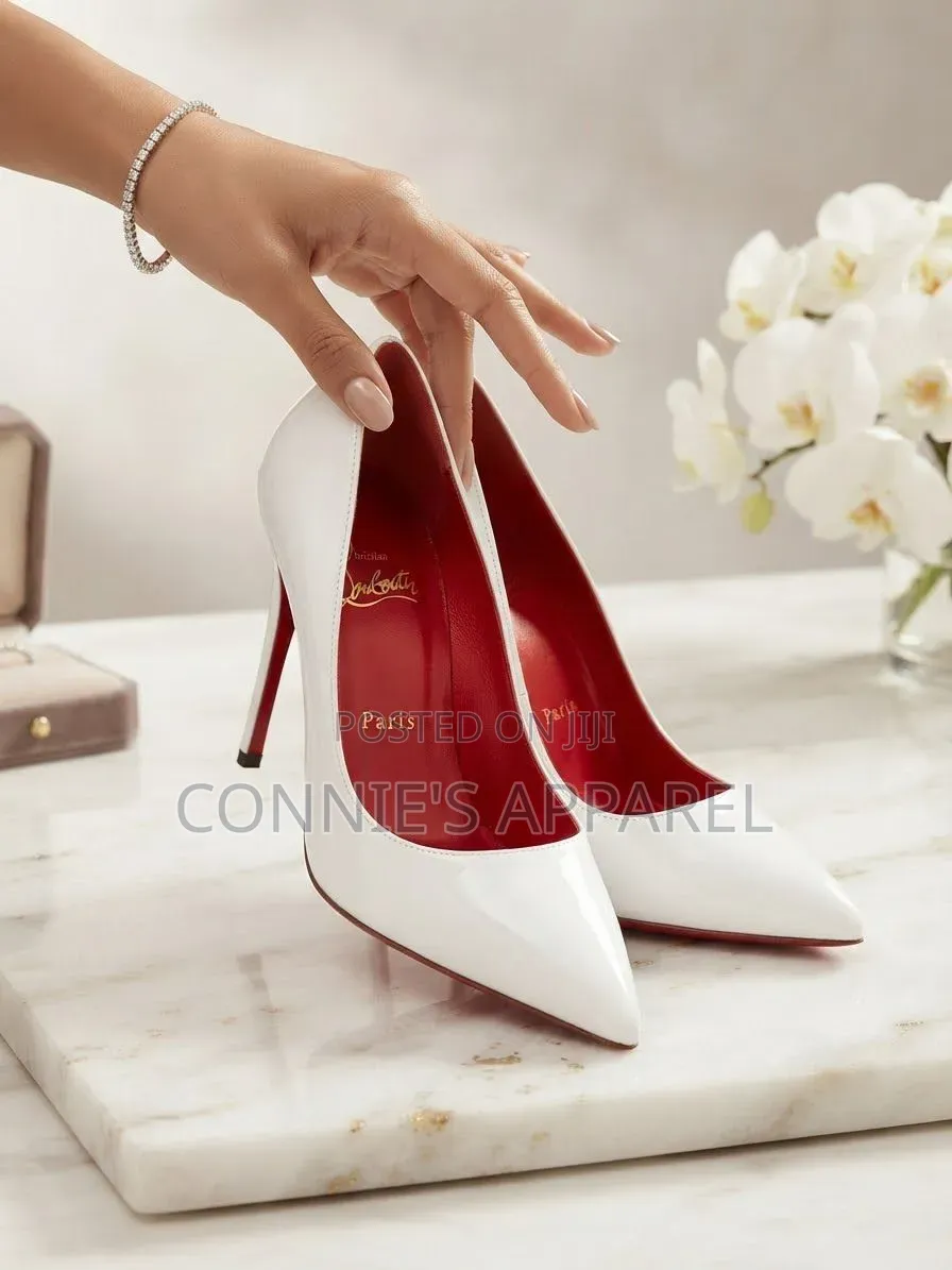 Christian Louboutin Miss Z Patent Leather Pumps