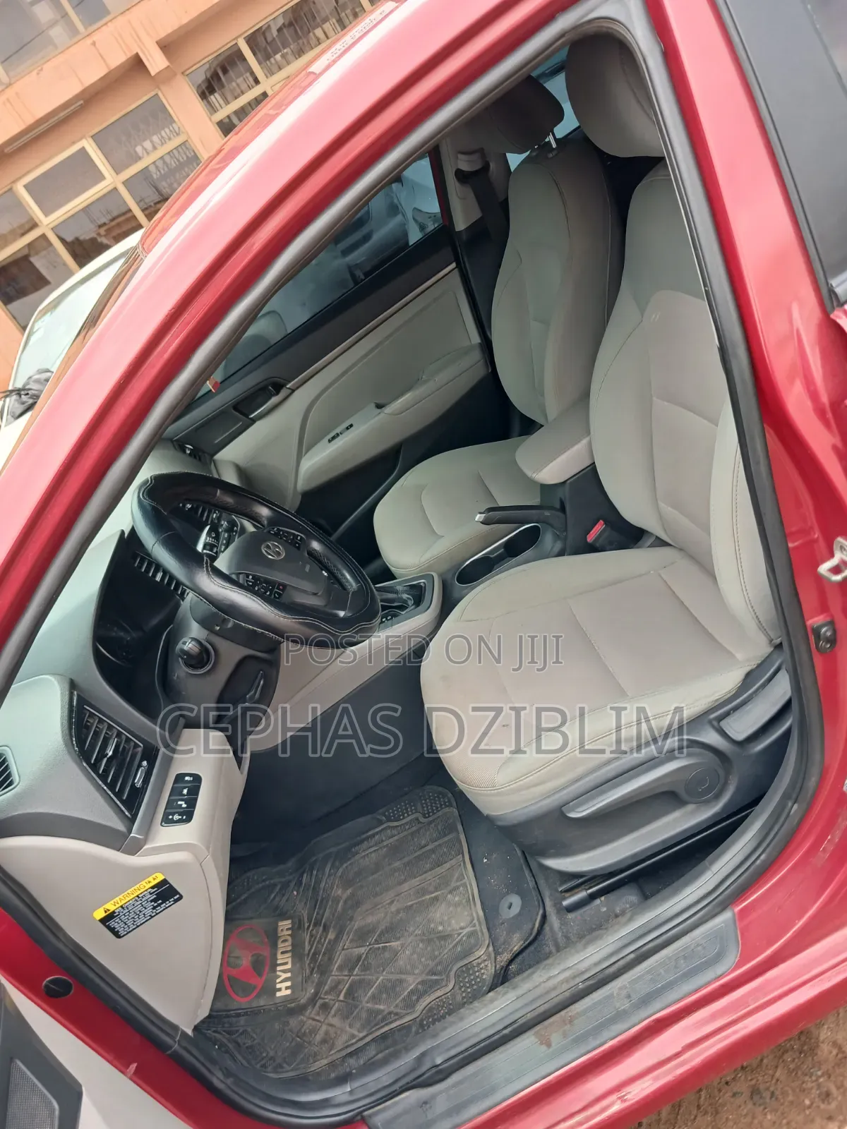 Hyundai Elantra 2017 Red