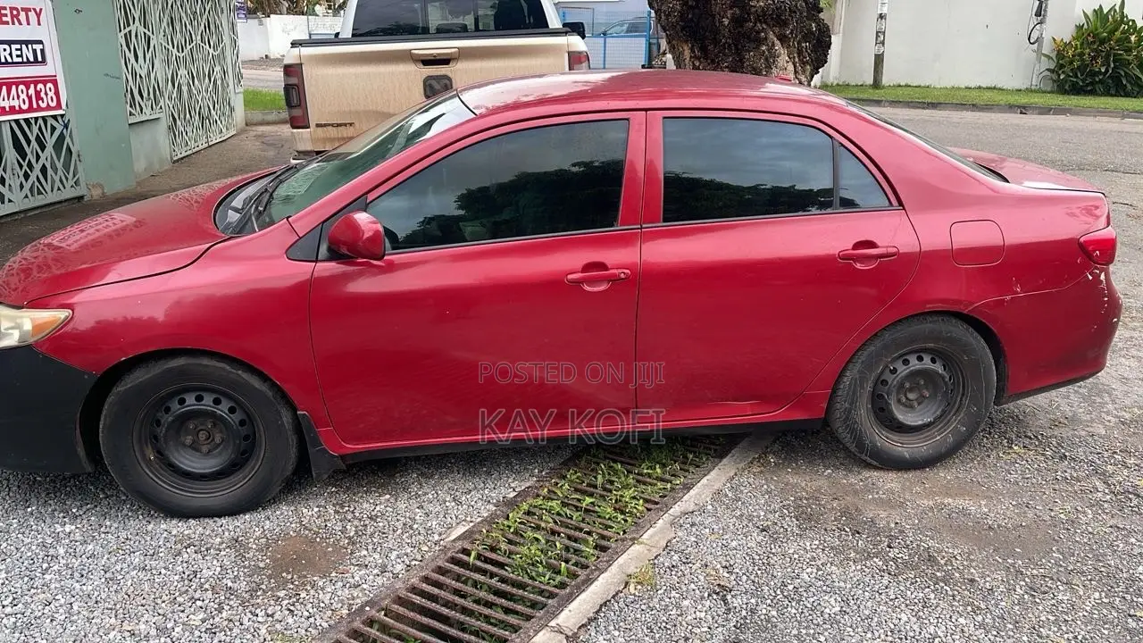 Toyota Corolla LE 4dr Sedan (1.8L 4cyl 4A) 2010 Red