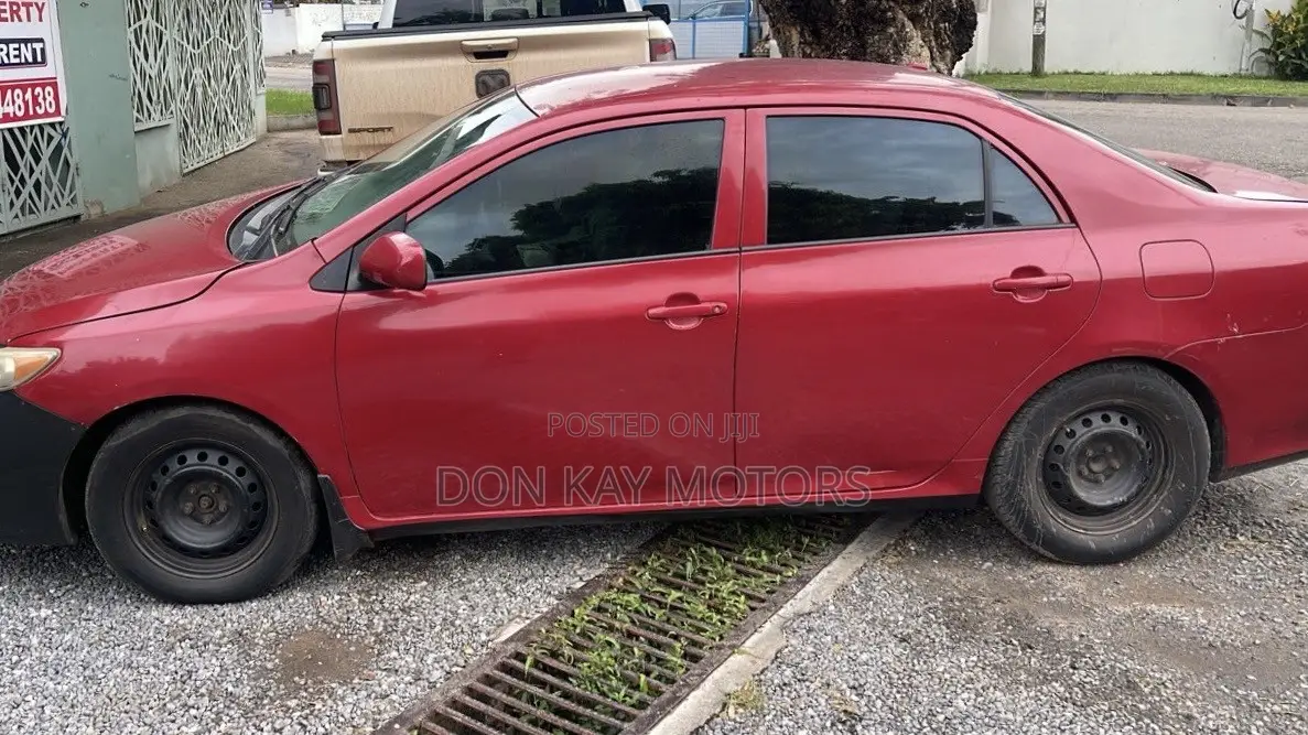 Toyota Corolla 2010 Red