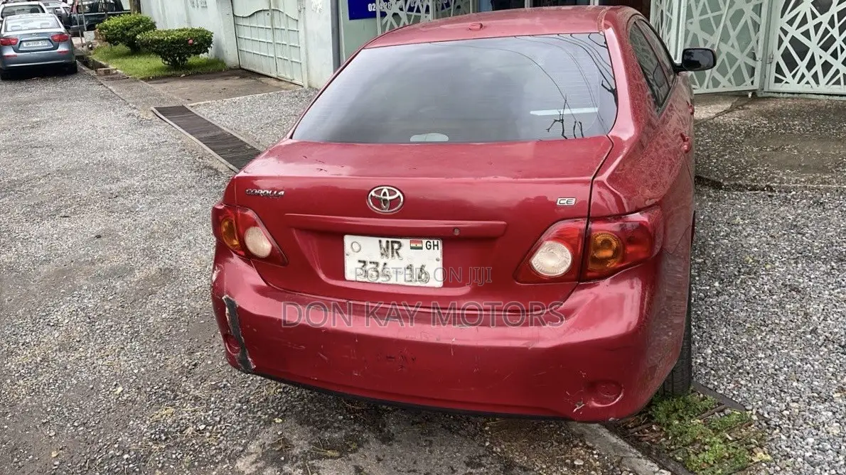 Toyota Corolla 2010 Red
