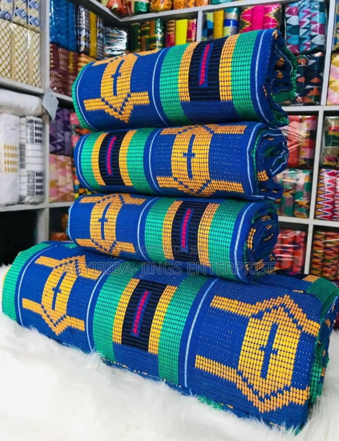 Couple Kente