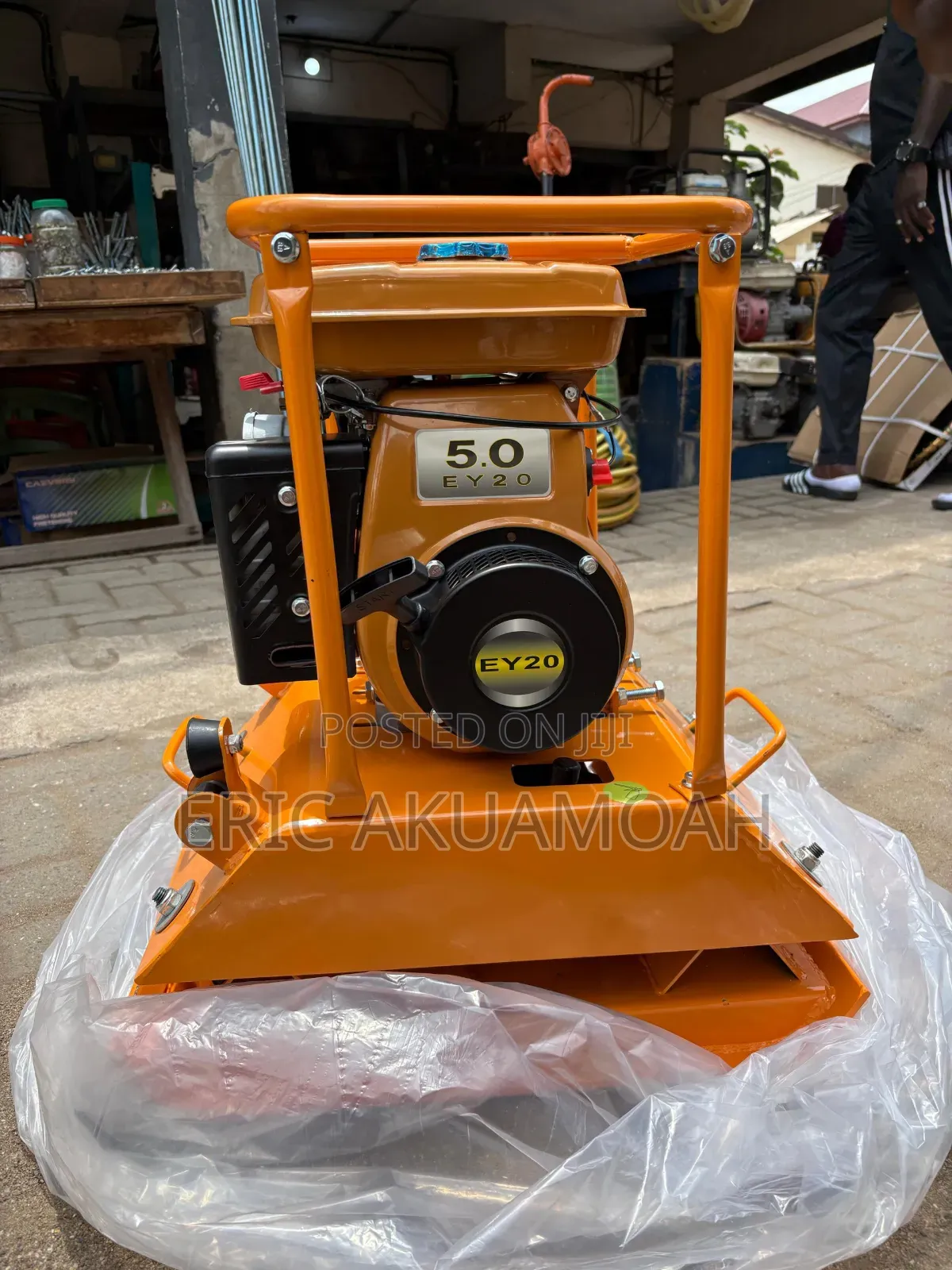 C-90 Plate Compactor