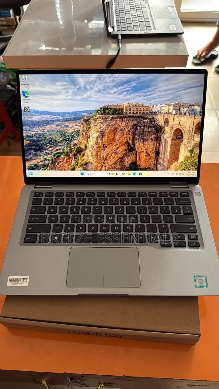 Laptop Dell Latitude 7400 2-in-1 16GB Intel Core i7 SSD 512GB