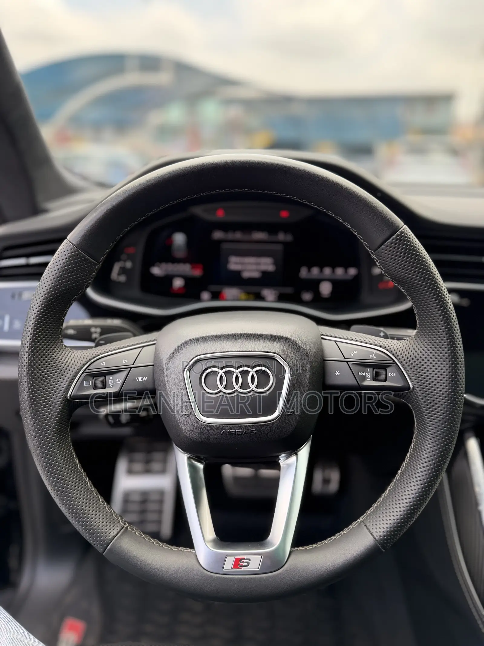 Audi RS Q8 Base 2024 Black