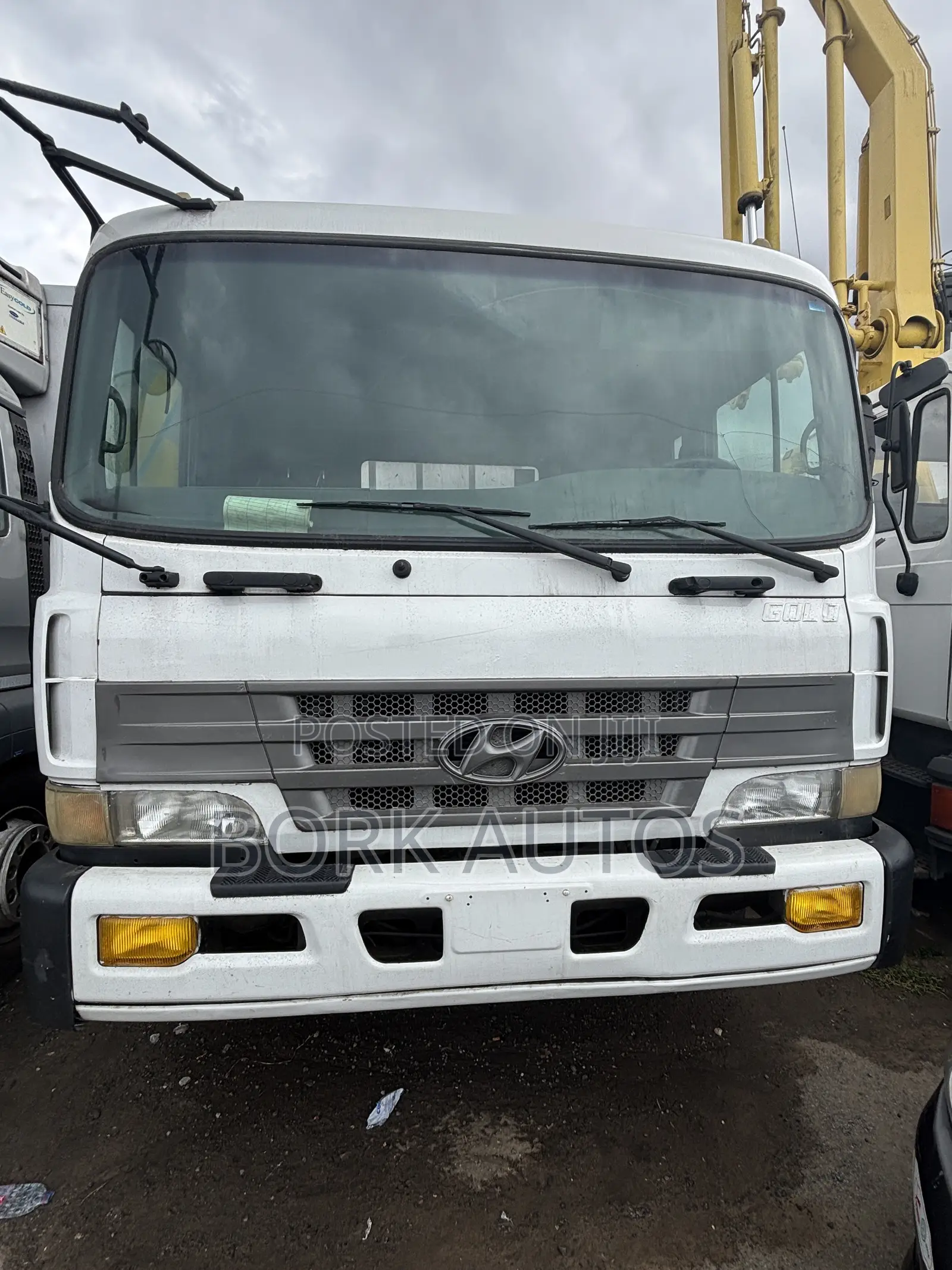 Hyundai Gold 16ton