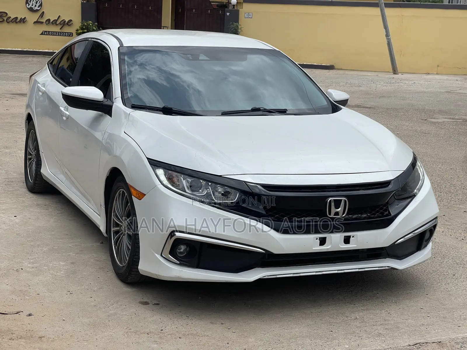 Honda Civic 2019 White