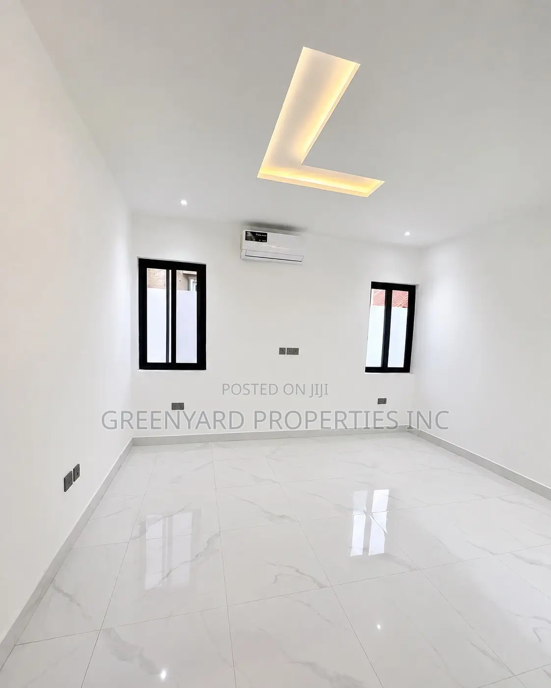 3bdrm House in Com 8, Lake Side Estate for sale