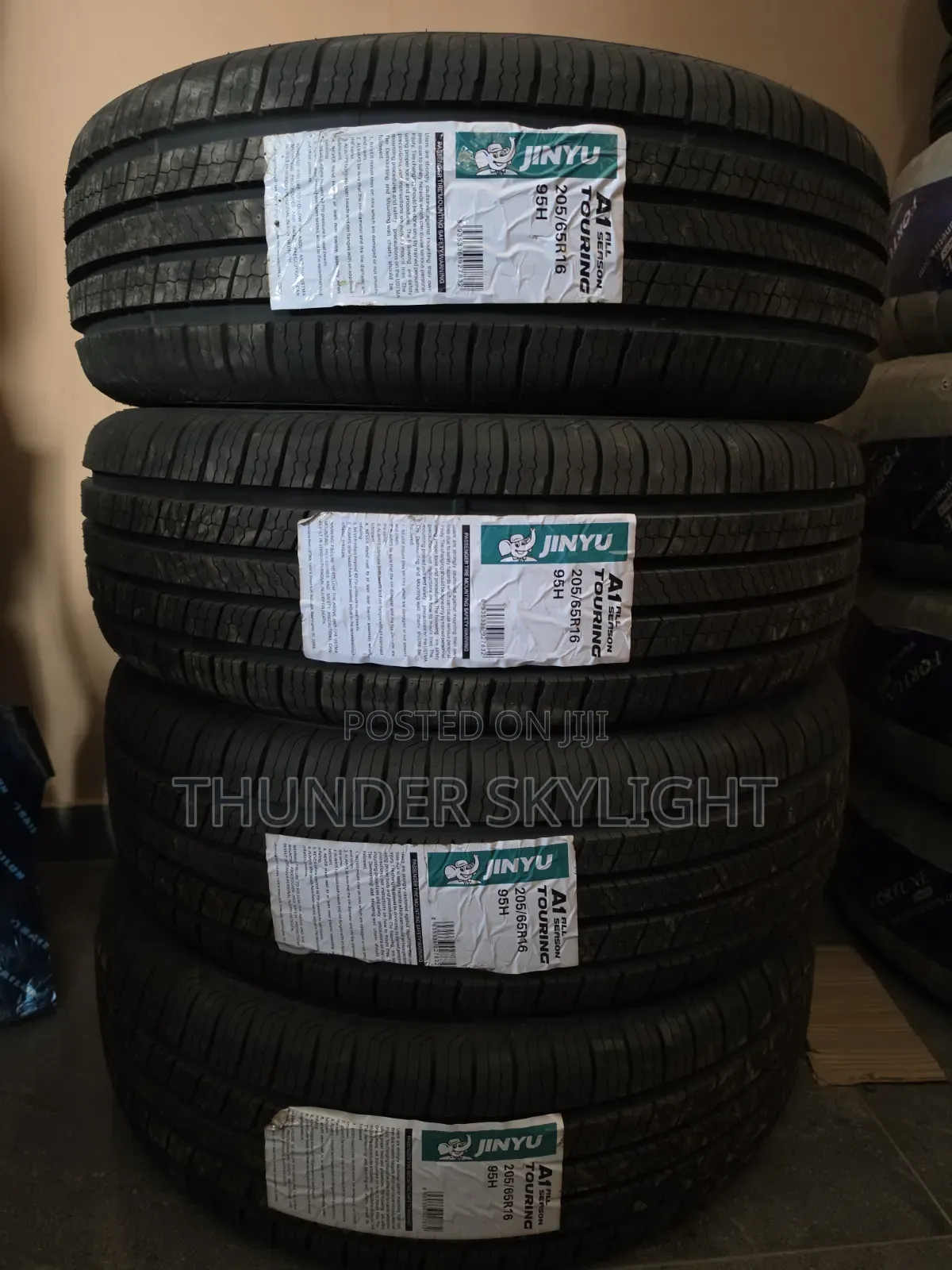 205/65r16 Jinyu A1 Touring All-Season 95H Tyre