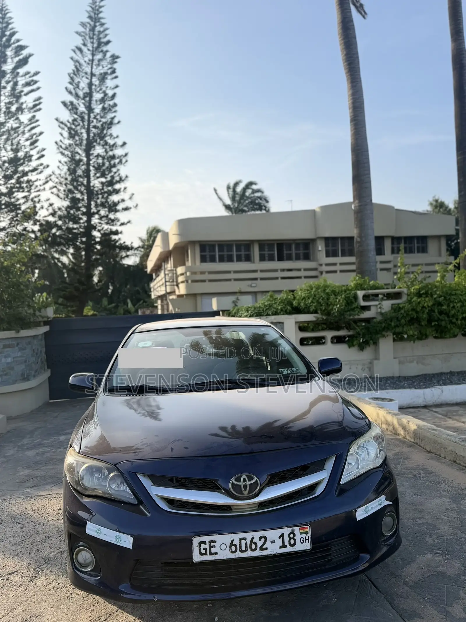Toyota Corolla L 4-Speed Automatic 2013 Blue