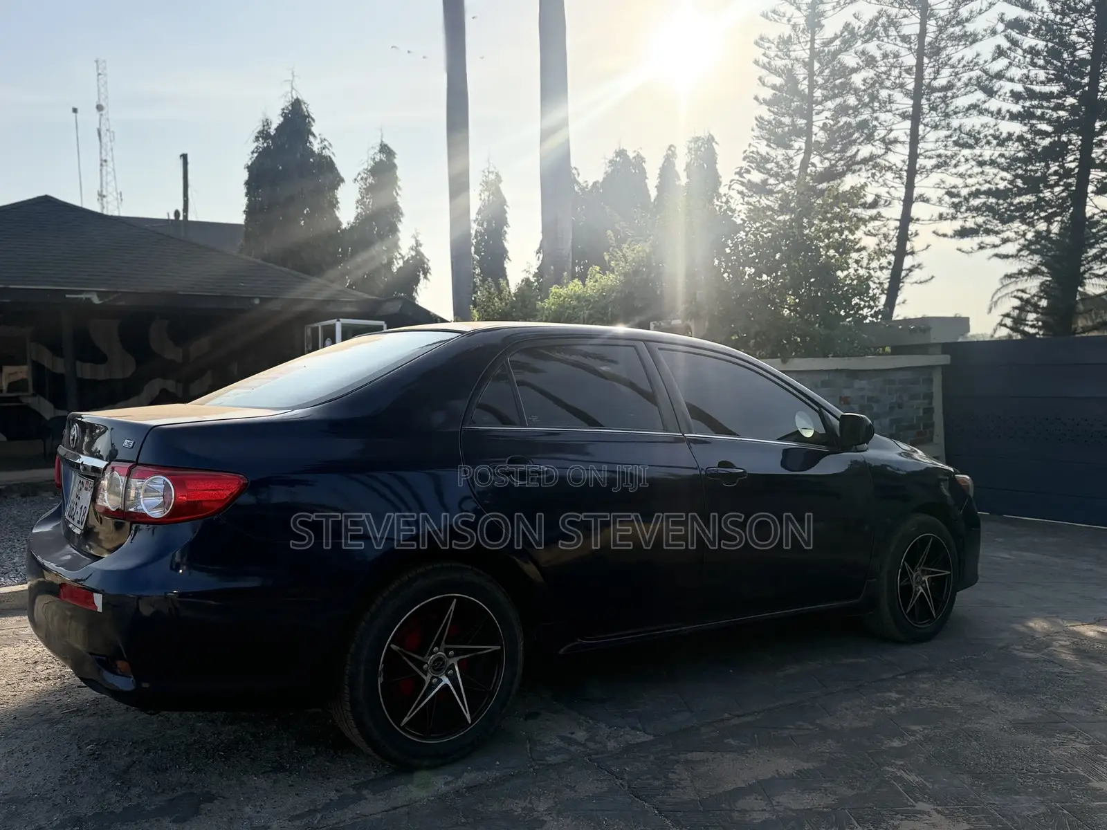 Toyota Corolla L 4-Speed Automatic 2013 Blue